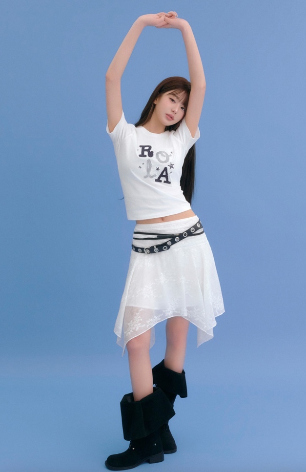 【入LIVECODE一件減至$228😱🔥！】【聖水洞封館！張員瑛代言X韓妹大愛品牌🎀】【ROLAROLA】ROLA LETTERING PATCHWORK T-SHIRT   (3 Colors)
