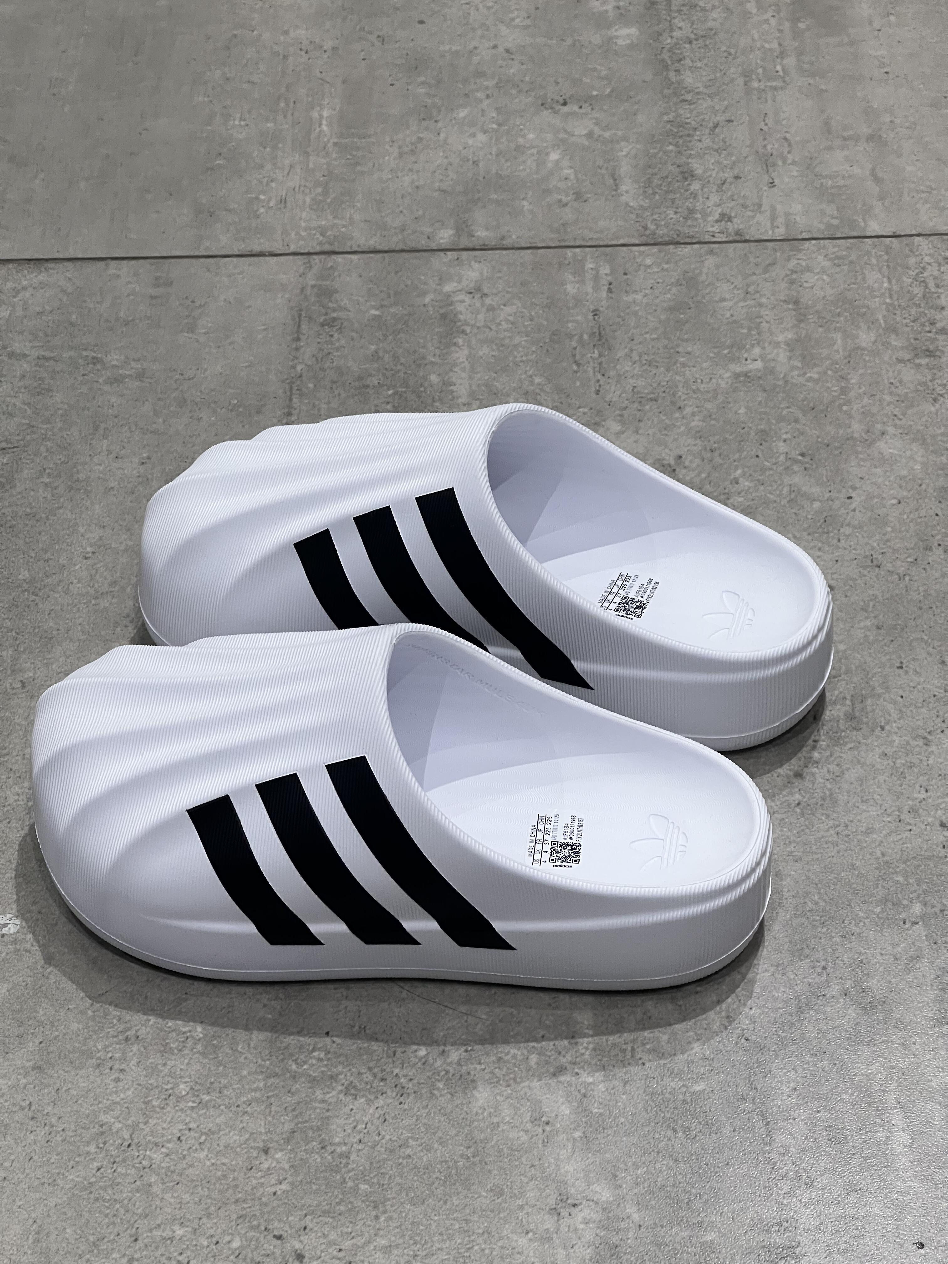 【預購】Adidas Originals AdiFOM Superstar Mule 貝殼頭 包頭 防水 懶人鞋 經典白色 IF6184