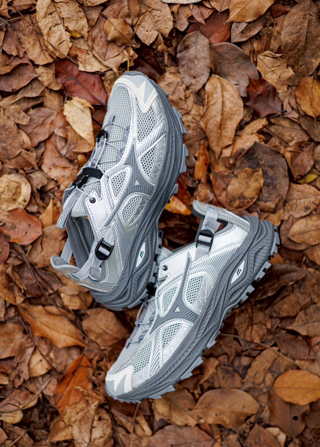 （連線代購商品）男女鞋 MIZUNO RACER TRAIL SE V2 復古輕量 石炭灰 溯溪鞋 休閒鞋【D1GH261206】美津濃