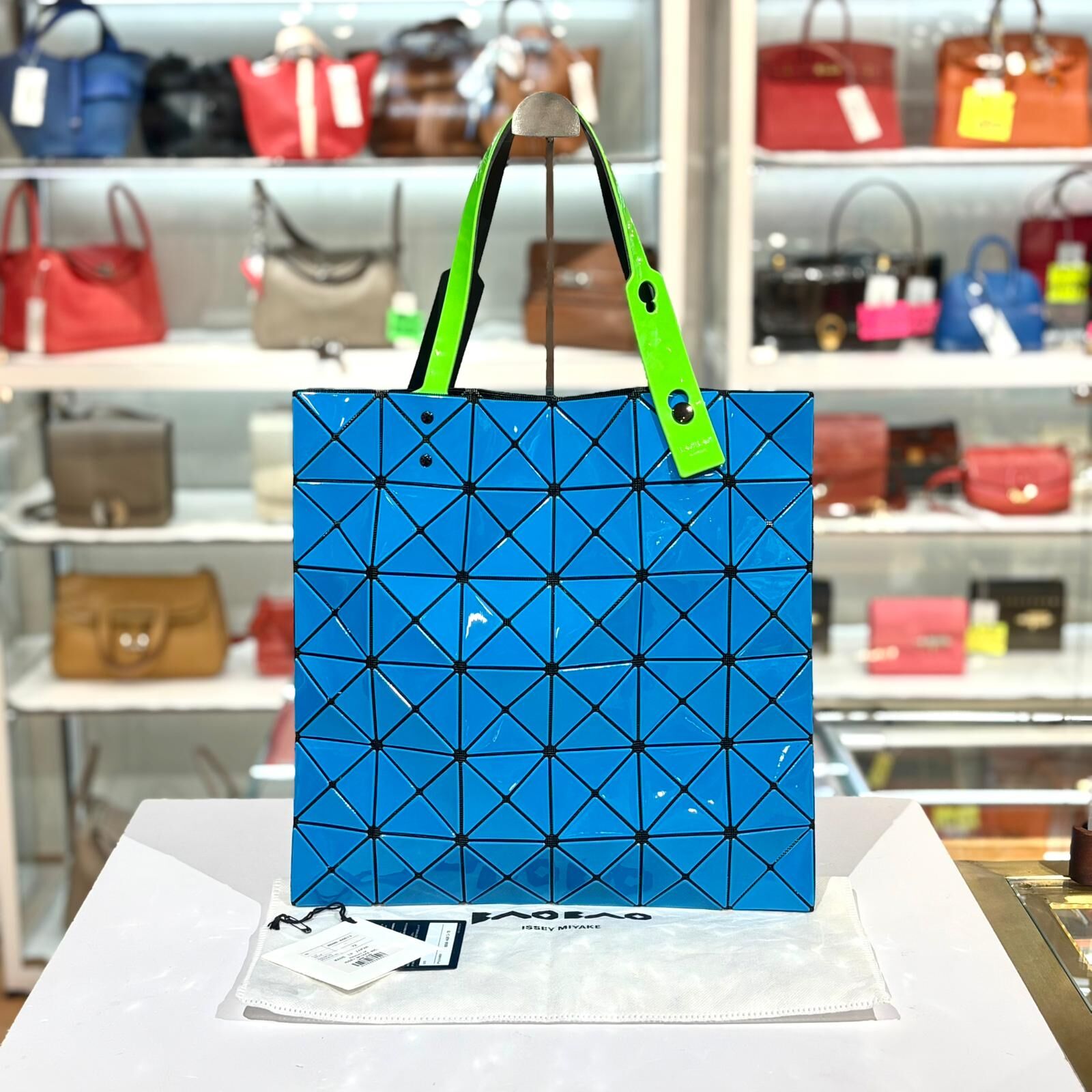 全新ISSEY MIYAKE Bao Bao Tote Bag LUCENT GLOSS BB93-AG613 藍色拼熒光綠PVC #BRAND NEW #香榭站正品