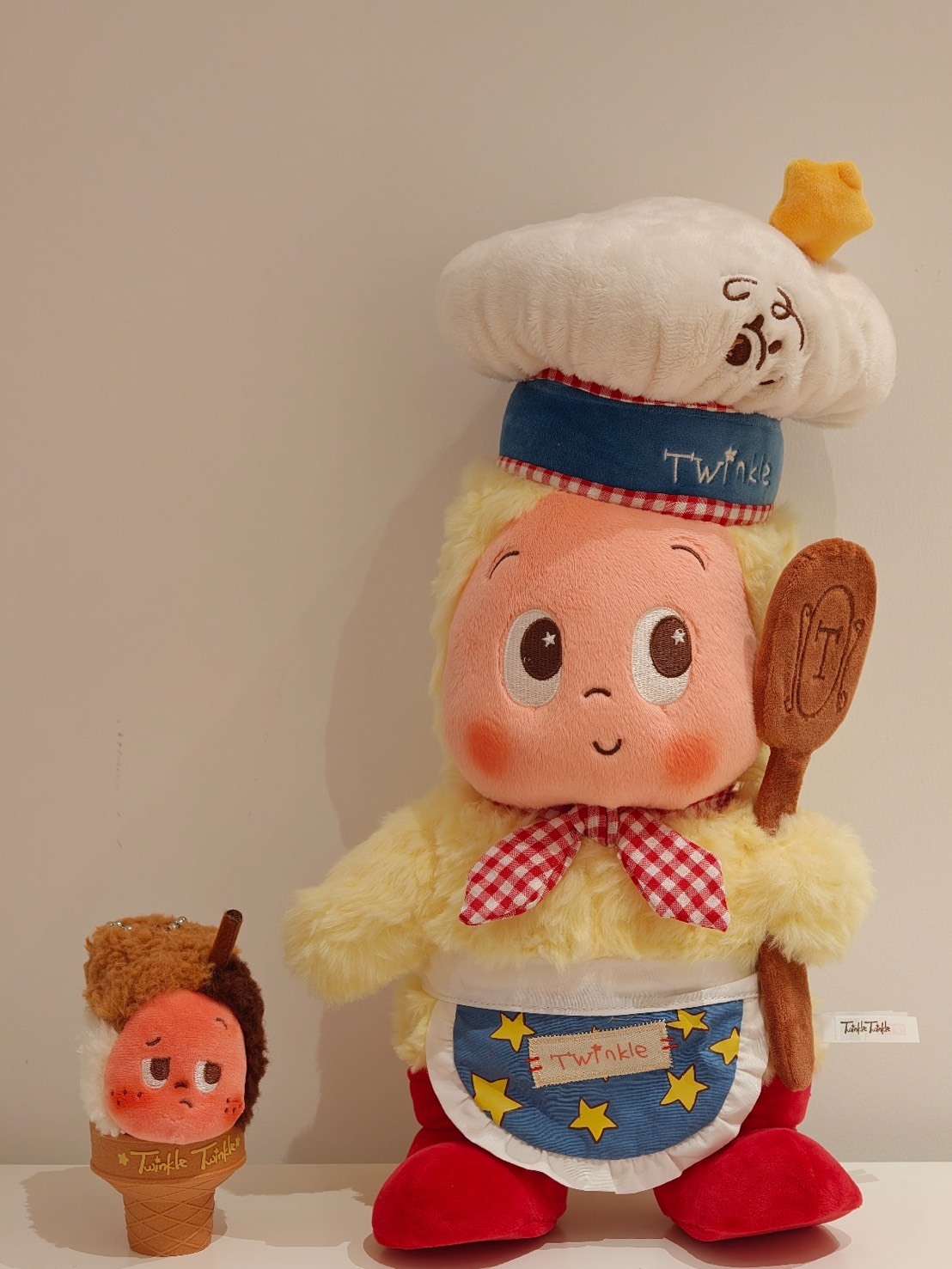 POPMART 泡泡瑪特 歡迎來到月球表面系列 星星人 烘焙師毛絨公仔 吊飾 娃娃