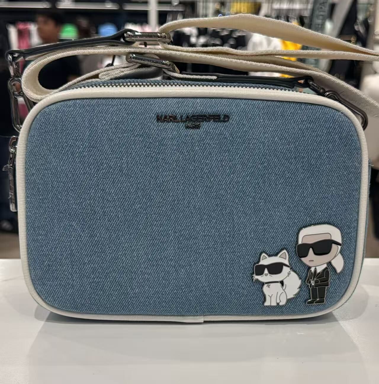 【預購】Karl Lagerfeld H052161 牛仔斜孭袋（藍色）