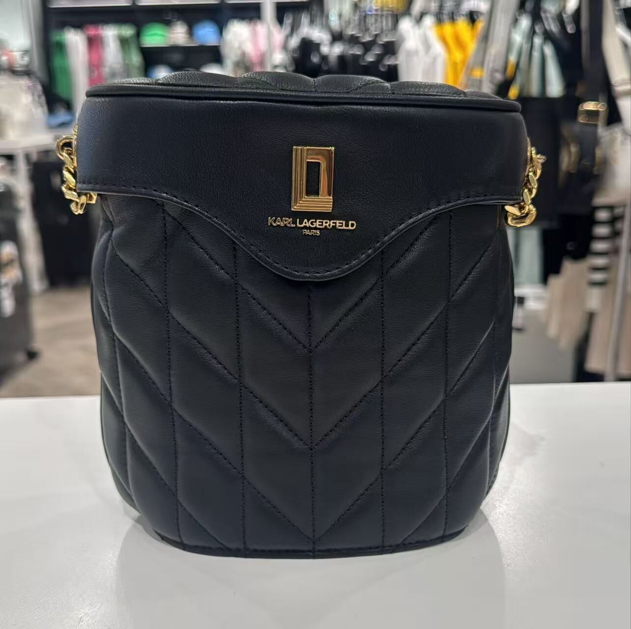 【預購】Karl Lagerfeld H052165 黑色手袋