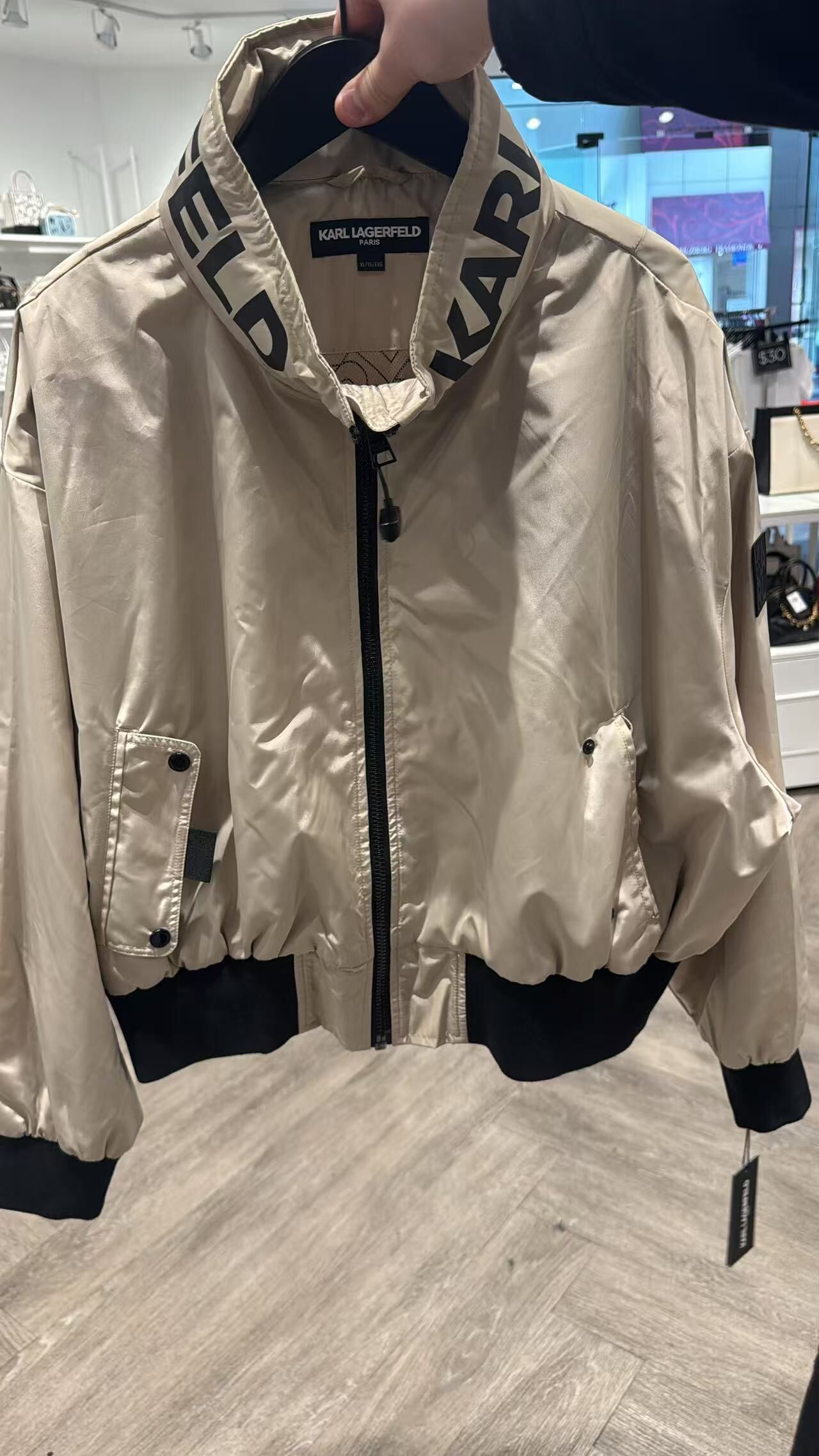 【預購】Karl Lagerfeld Paris H052167 女裝飛行夾克（米色）