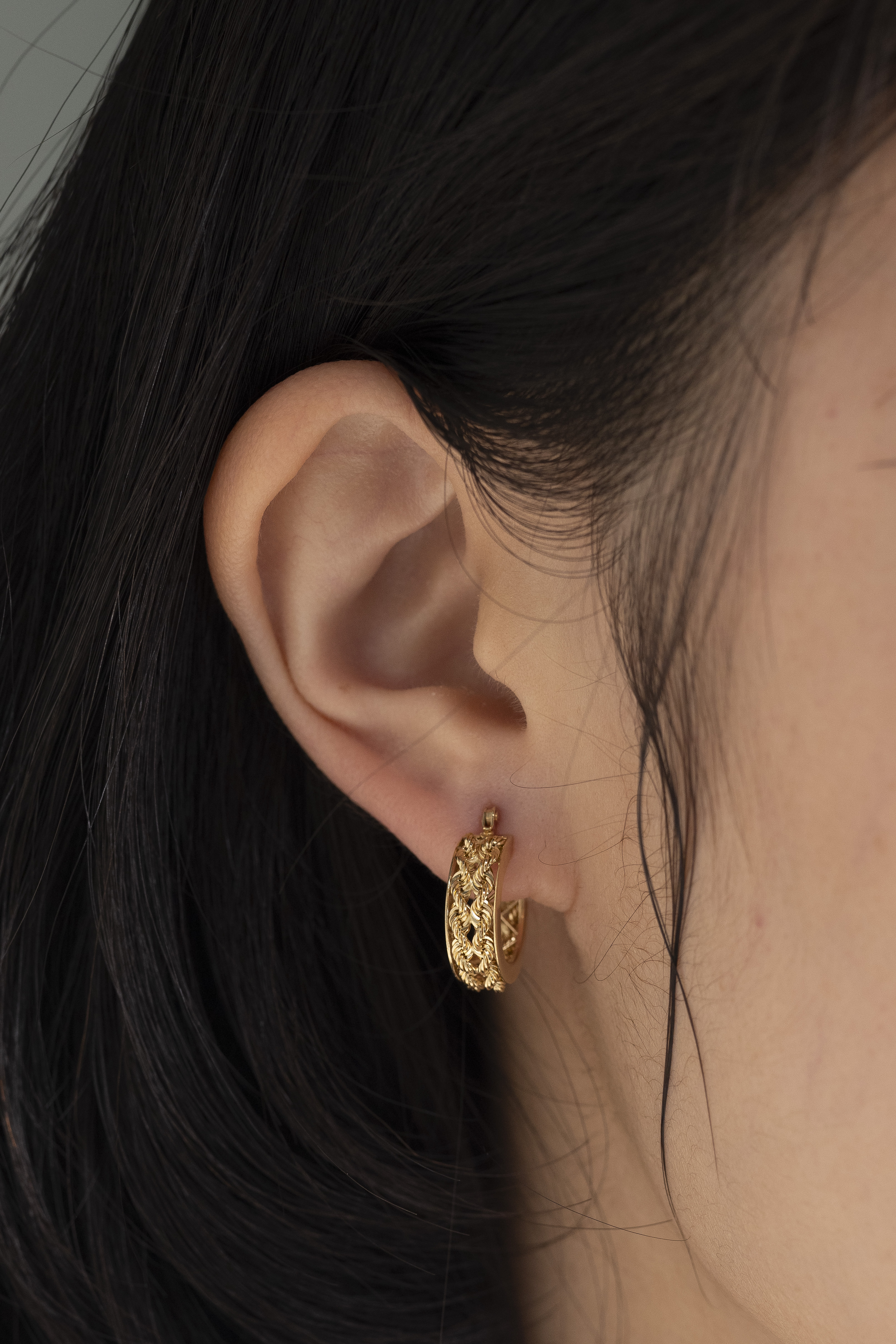 18K Italy Vintage Earring