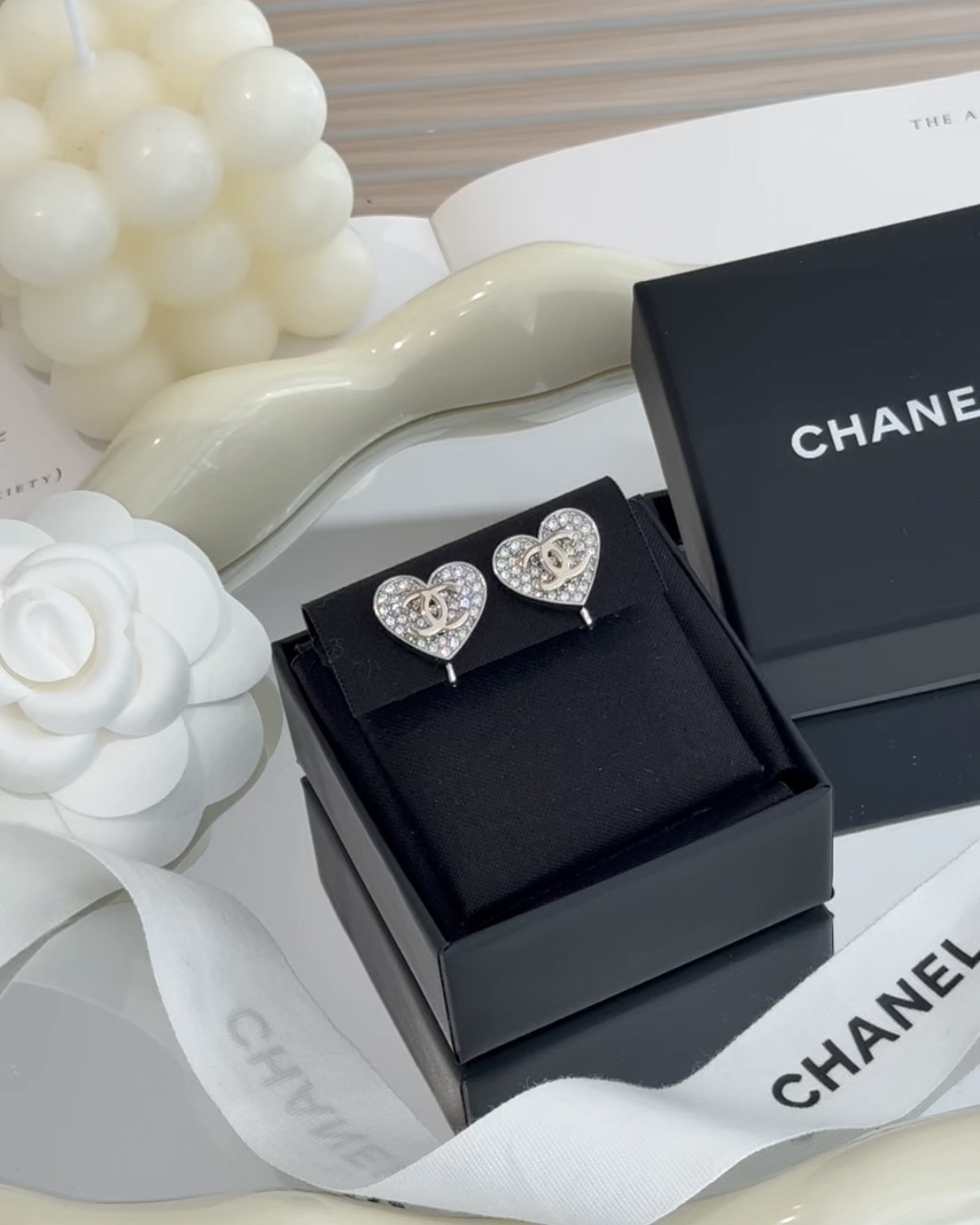 CHANEL｜26P 愛心閃鑽耳夾