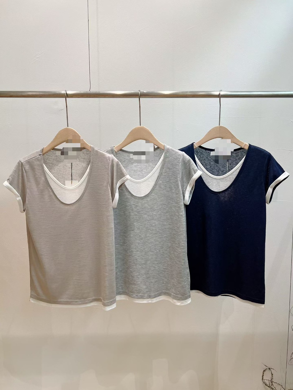 白裡假兩件T