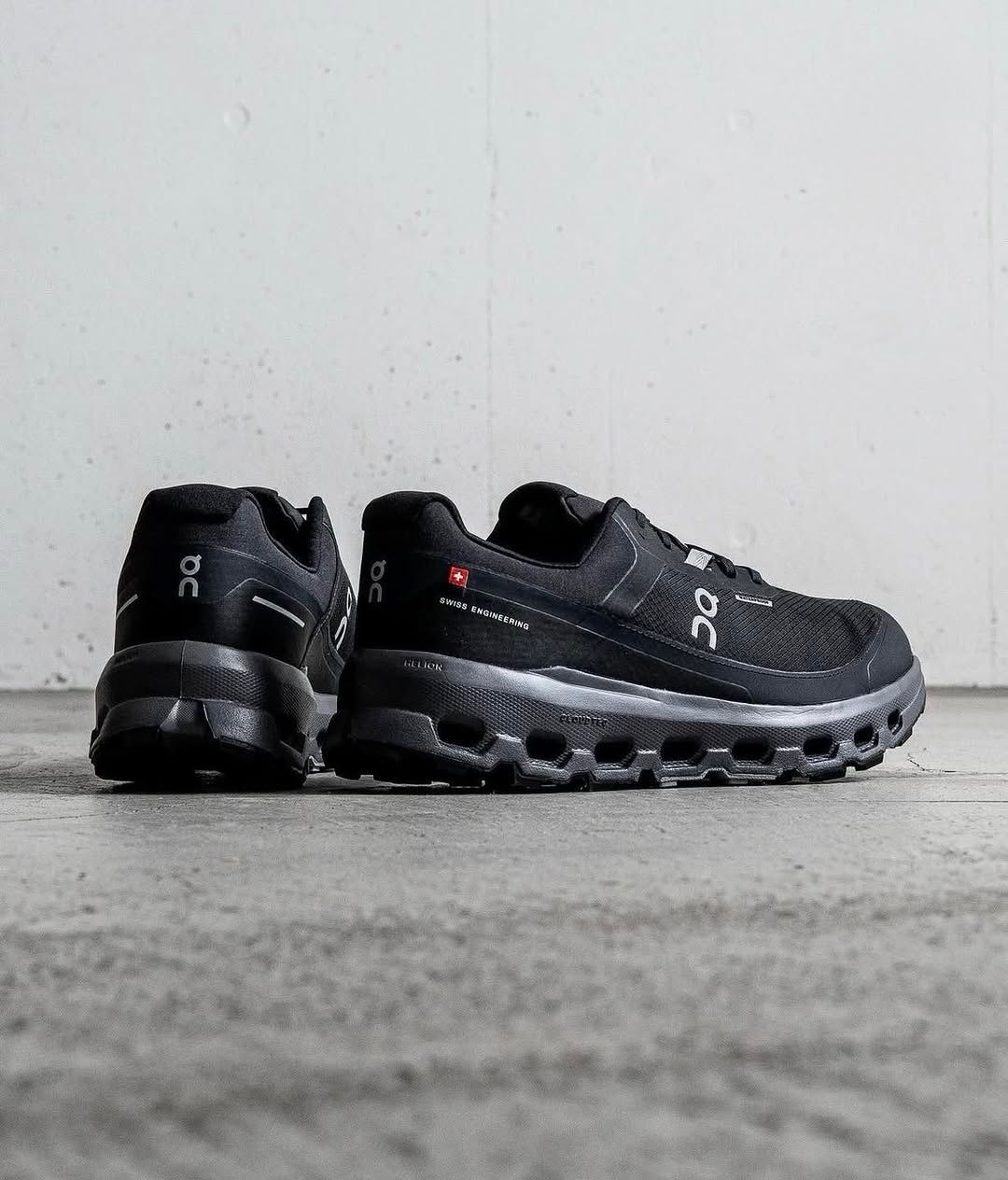 ON Cloudvista 2 Sneakers