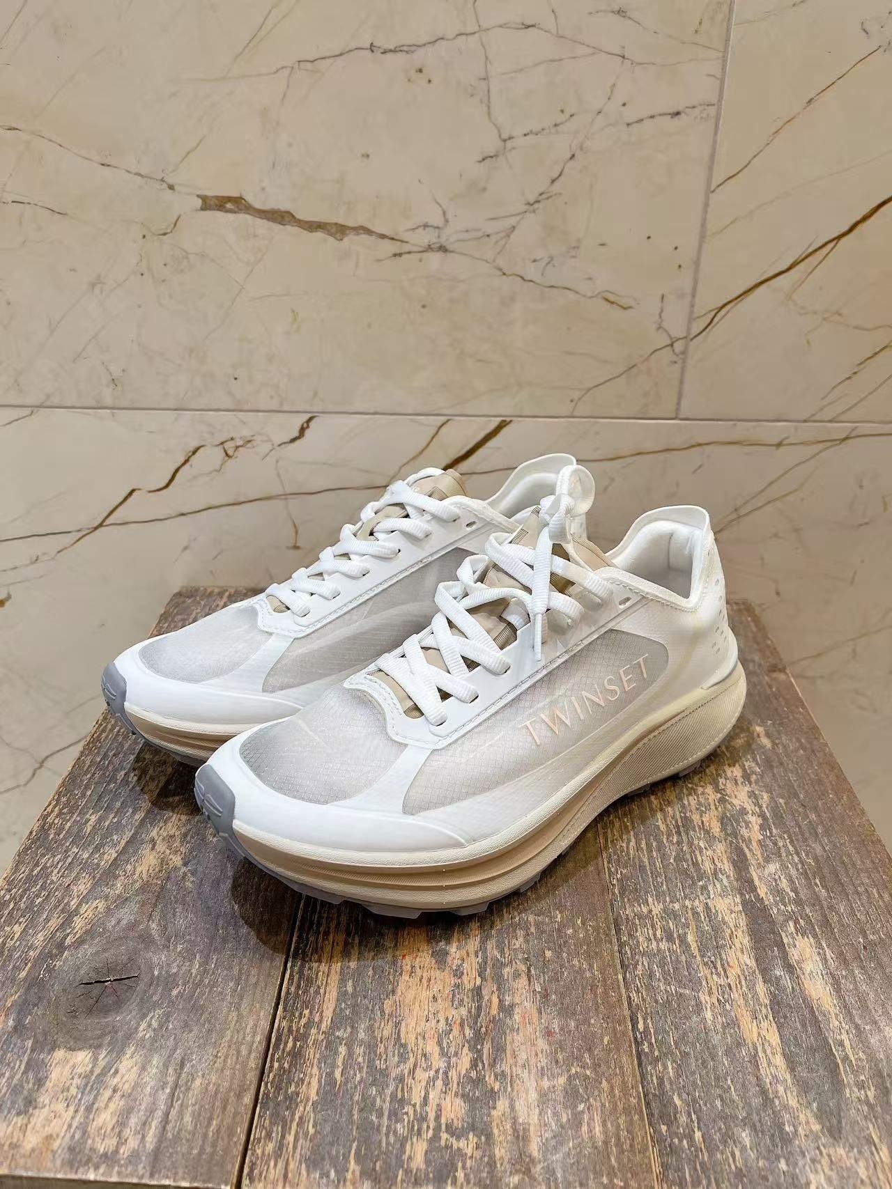 TW118 -T