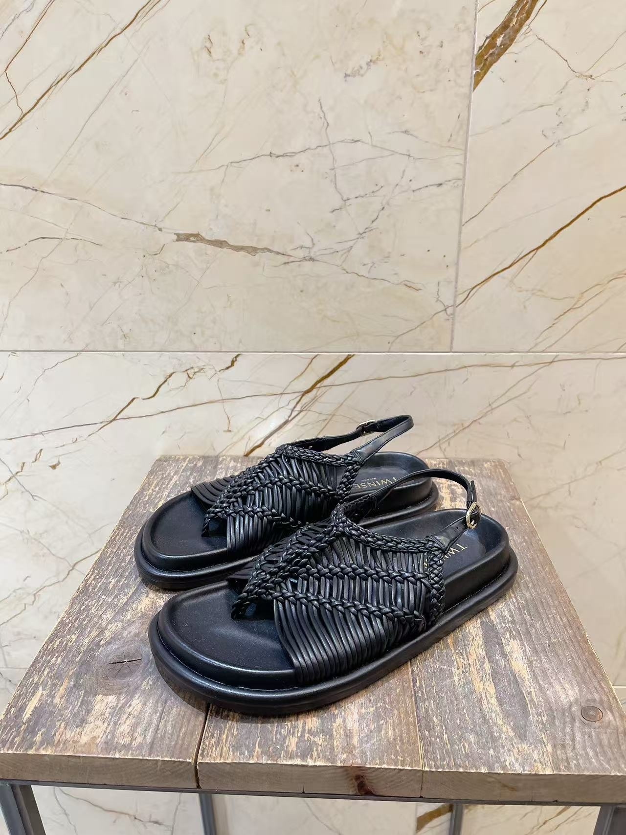 TW115 -T