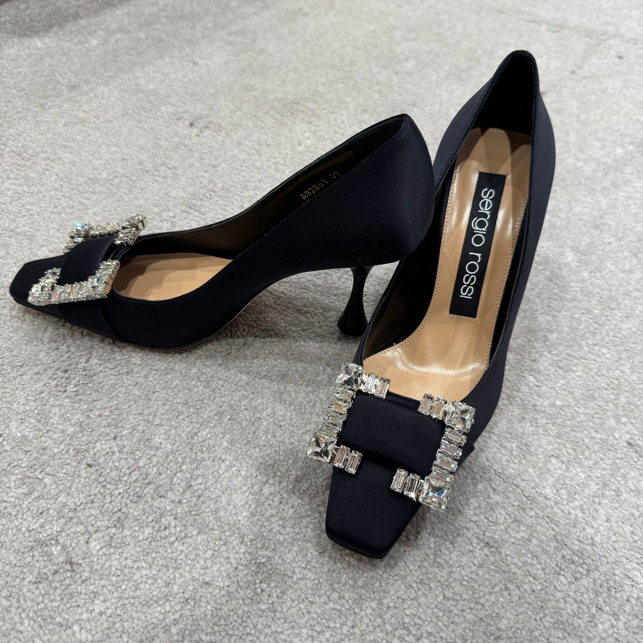 SHO-CCG0521-015 CREPE SATIN-NERO Cuoio/Laccato 黑色 (AY款)(碼數:35/36/37)