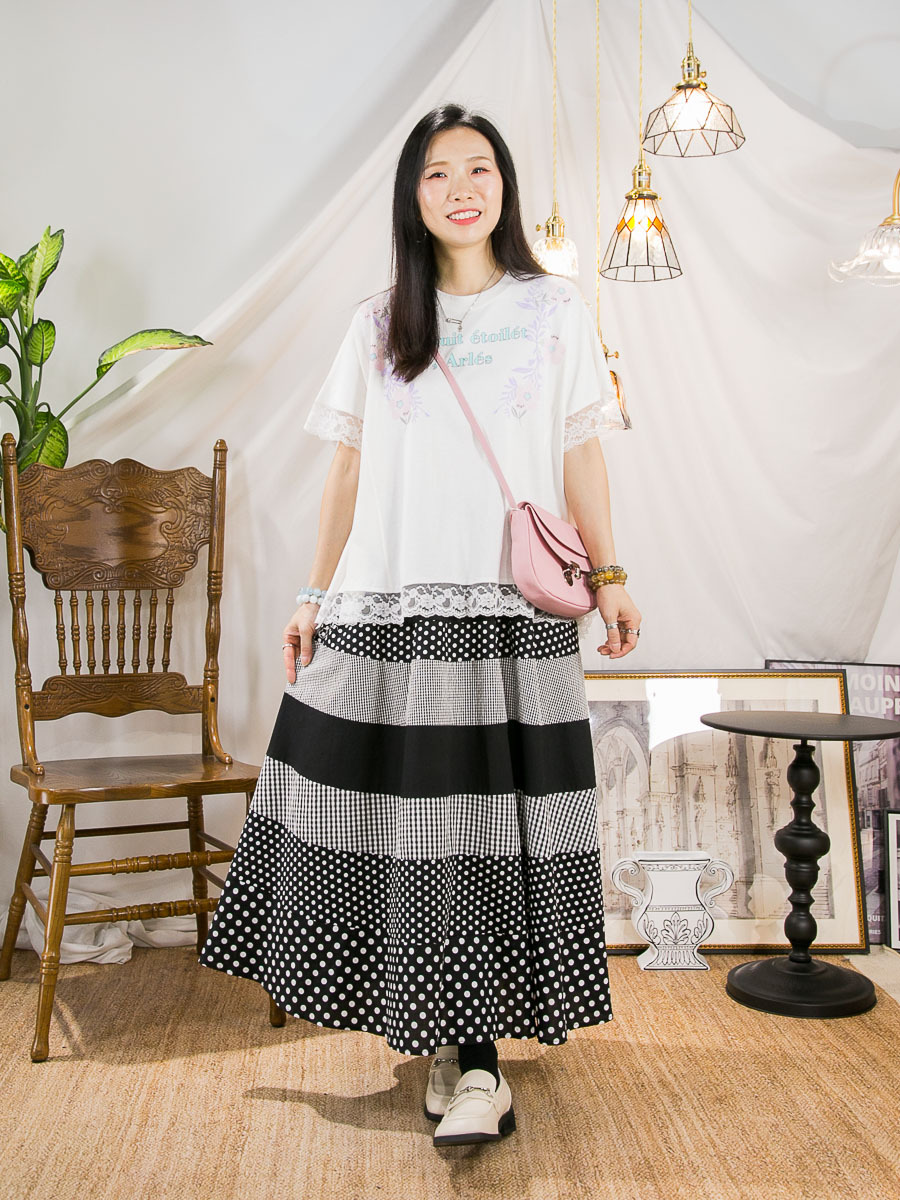 【22/5-25/5限時優惠】袖口 下擺LACE．英文字 花花PRINT．COTTON料TOP