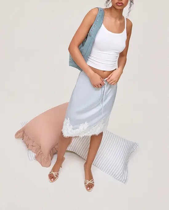 Satin Love水藍色緞面綁帶蕾絲Midi Skirt