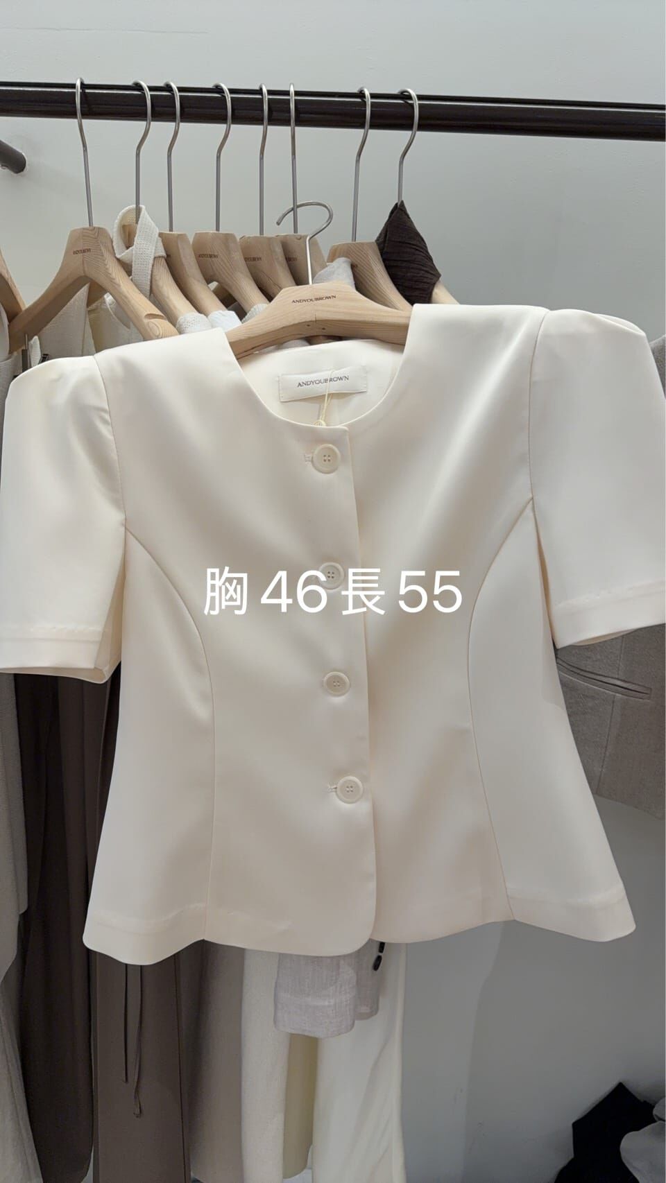 AY6204 圓領緞面西裝外套