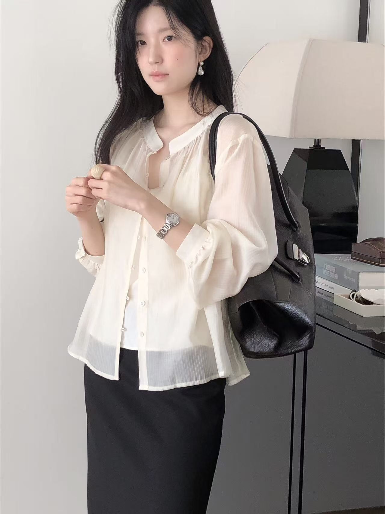 LB6240 暗坑紋小企領透膚恤衫