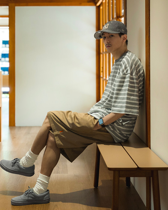 BORDER S/S TEE - GREY
