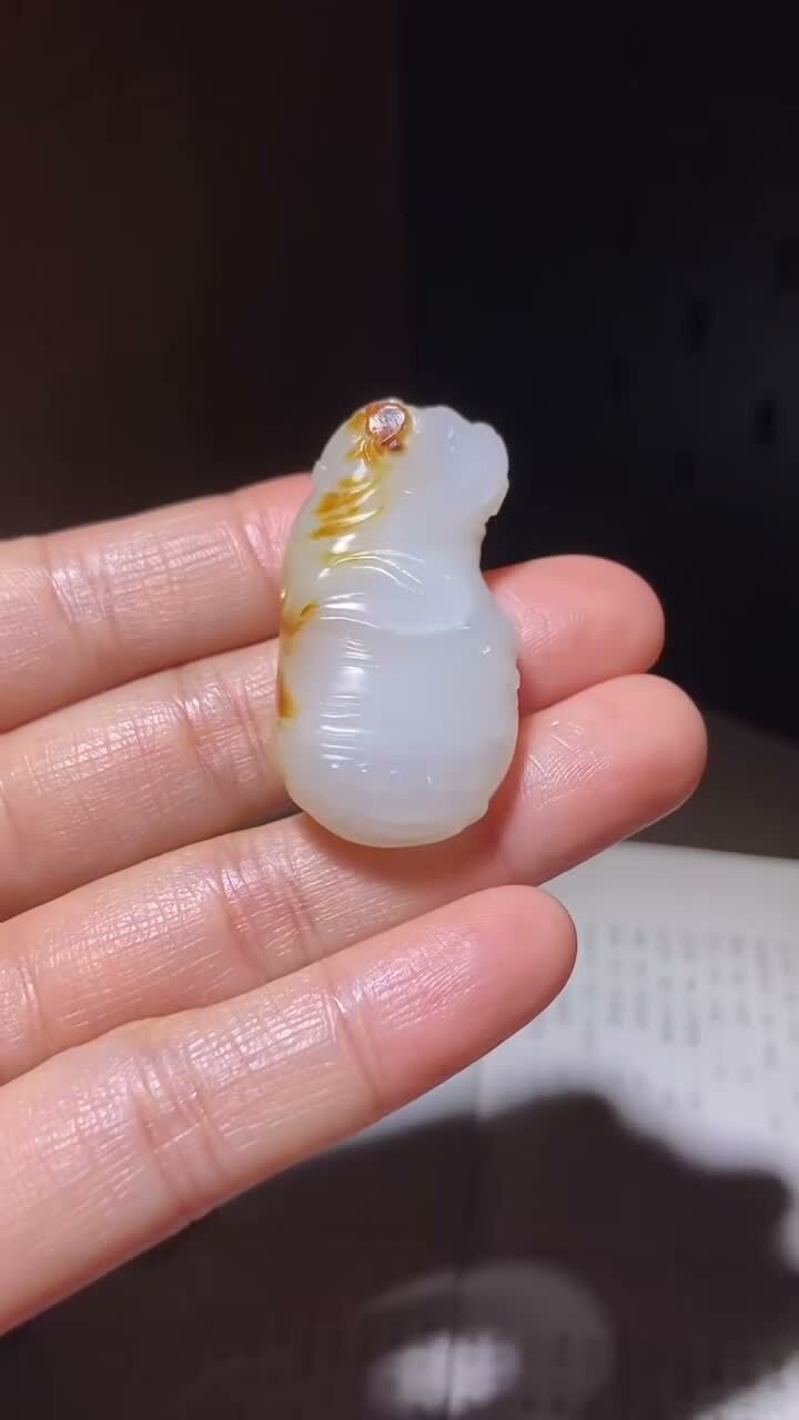 51875 和田玉籽料竹節