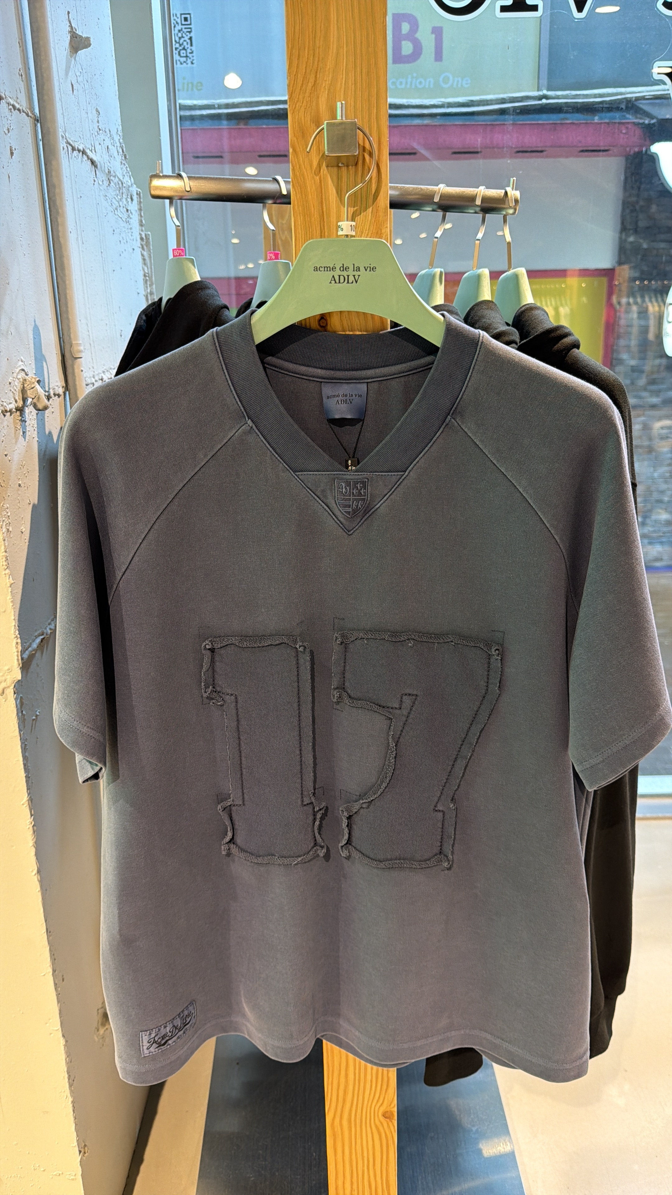 TA33 ADLV 數字17 T-shirt-灰藍色