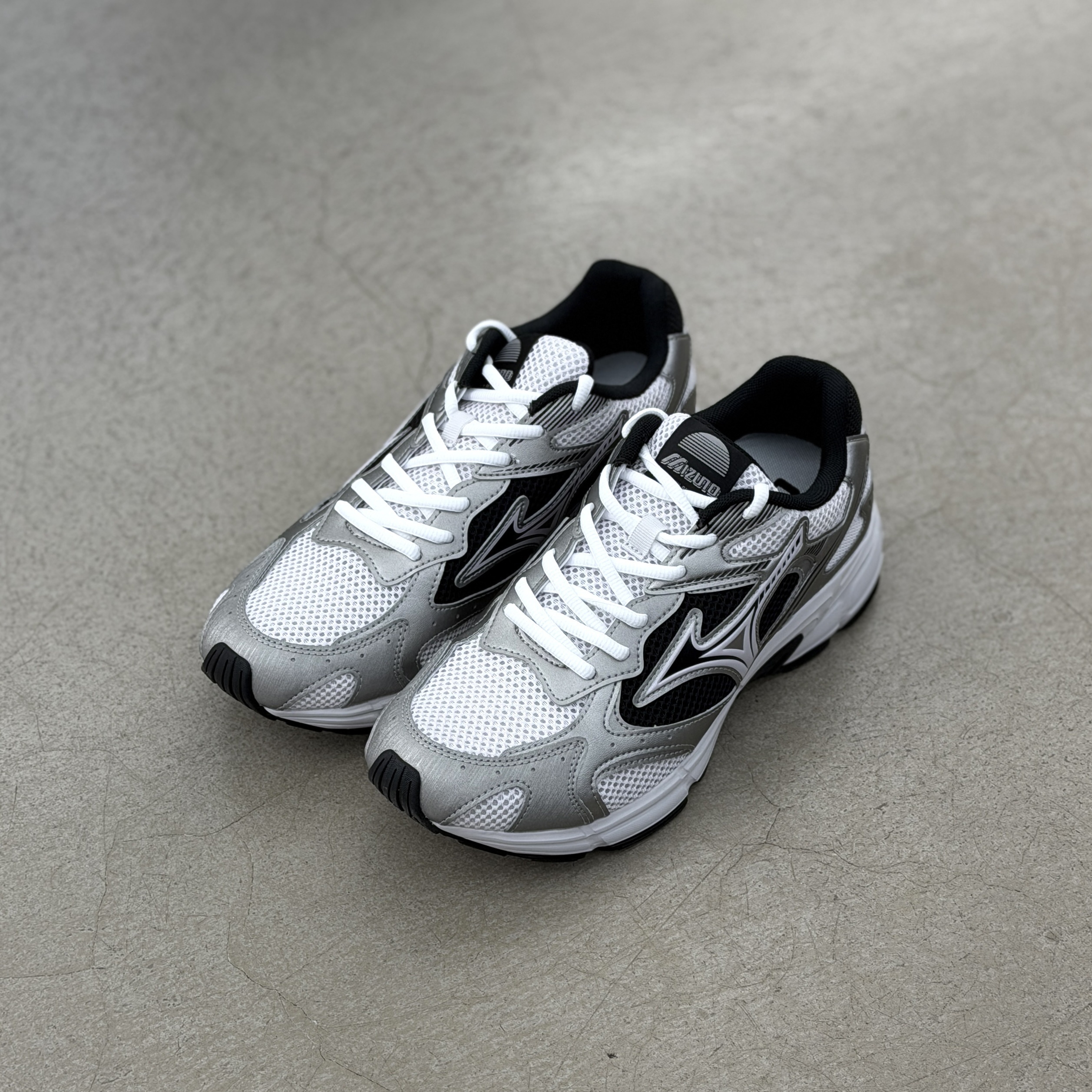Mizuno Speed 2K Silver Black l D1GH252904