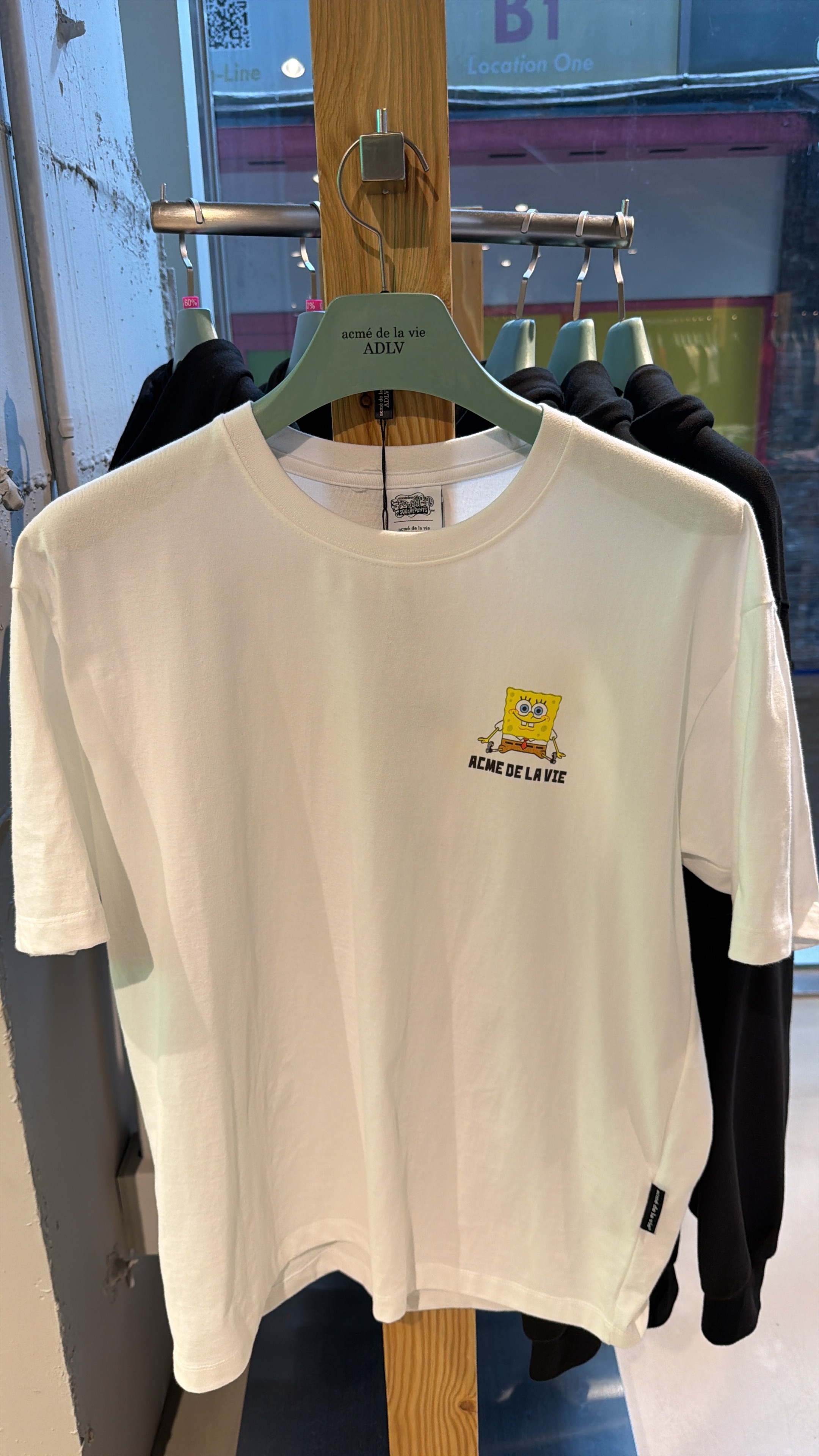 TA42 ADLVx海綿寶寶九宮格 T-shirt-白色