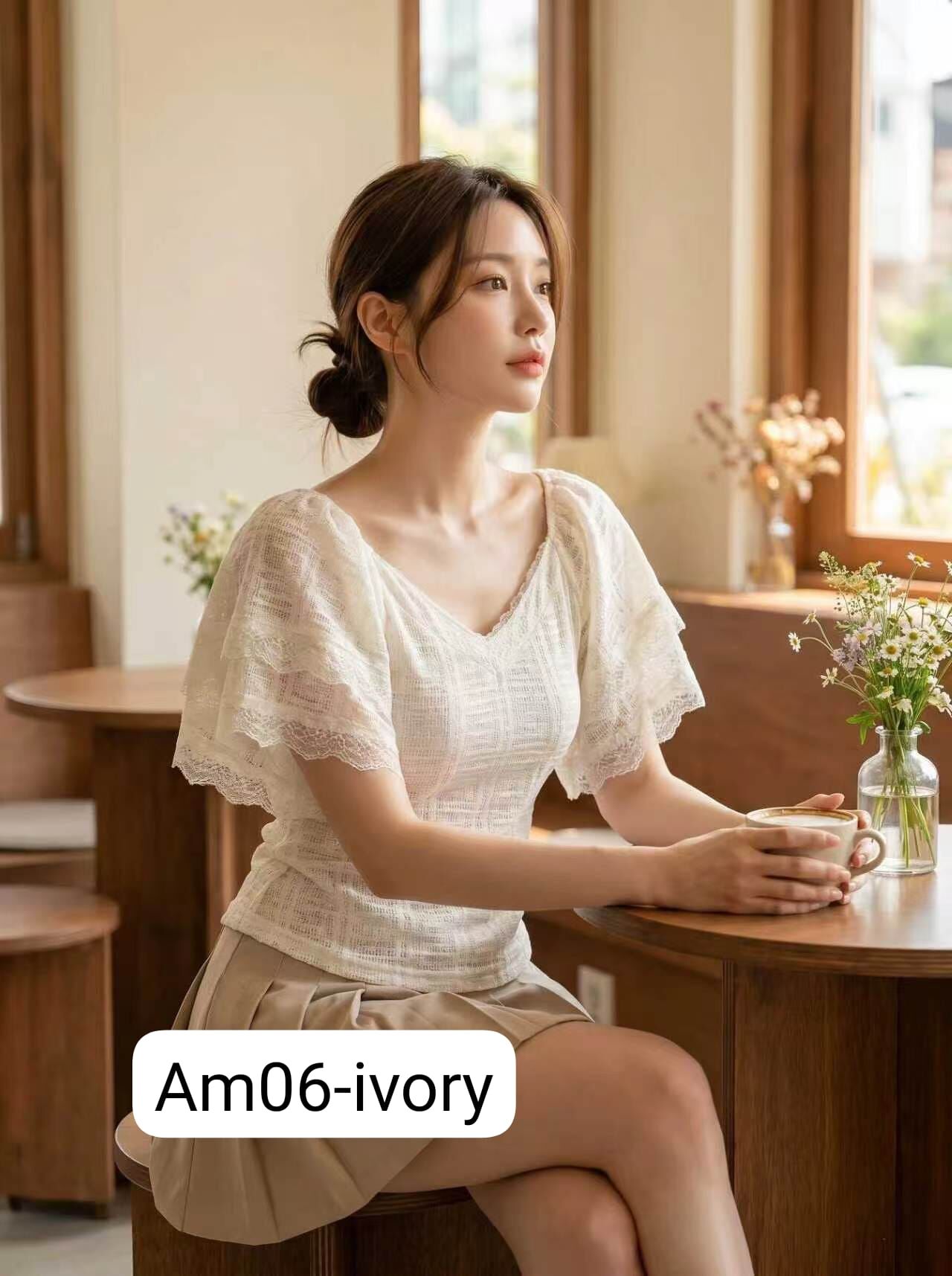 AM06 胸34-42 長20 $249 可拆花扣