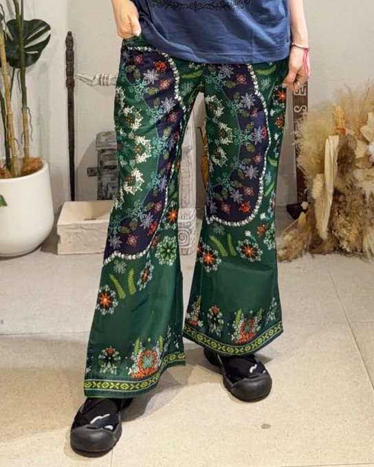 Akaala 綠色藍色曼陀羅花型格民族褲 - A3933C - green (0522)
