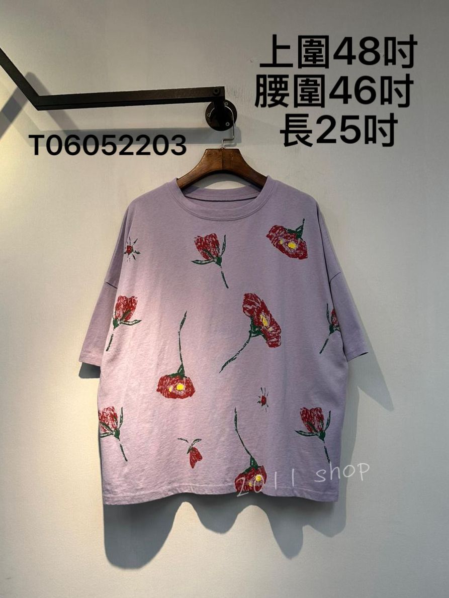 出口日本紅色小花圖案TOP 上圍48吋 腰圍46吋  長25吋 T06052203