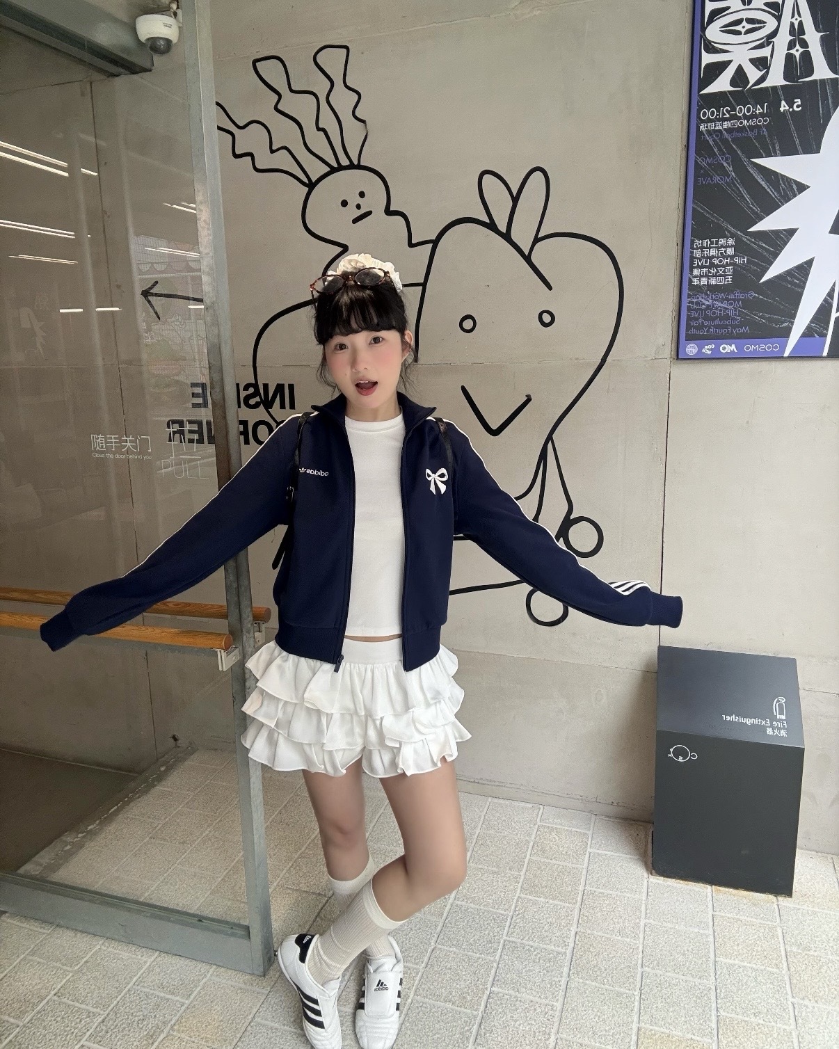 ADIDAS ORIGINALS 蝴蝶結刺繡 立領外套 運動外套 寬鬆 微短版 三線 女款 草莓粉 LF1199 海軍藍 LF1183 白色 LF1184 莓果棕 LF1200 / 預購