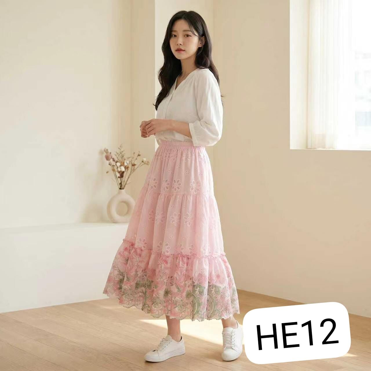 HE12   LACE 長裙  腰M:26-40 /L:28-42 長30 $309