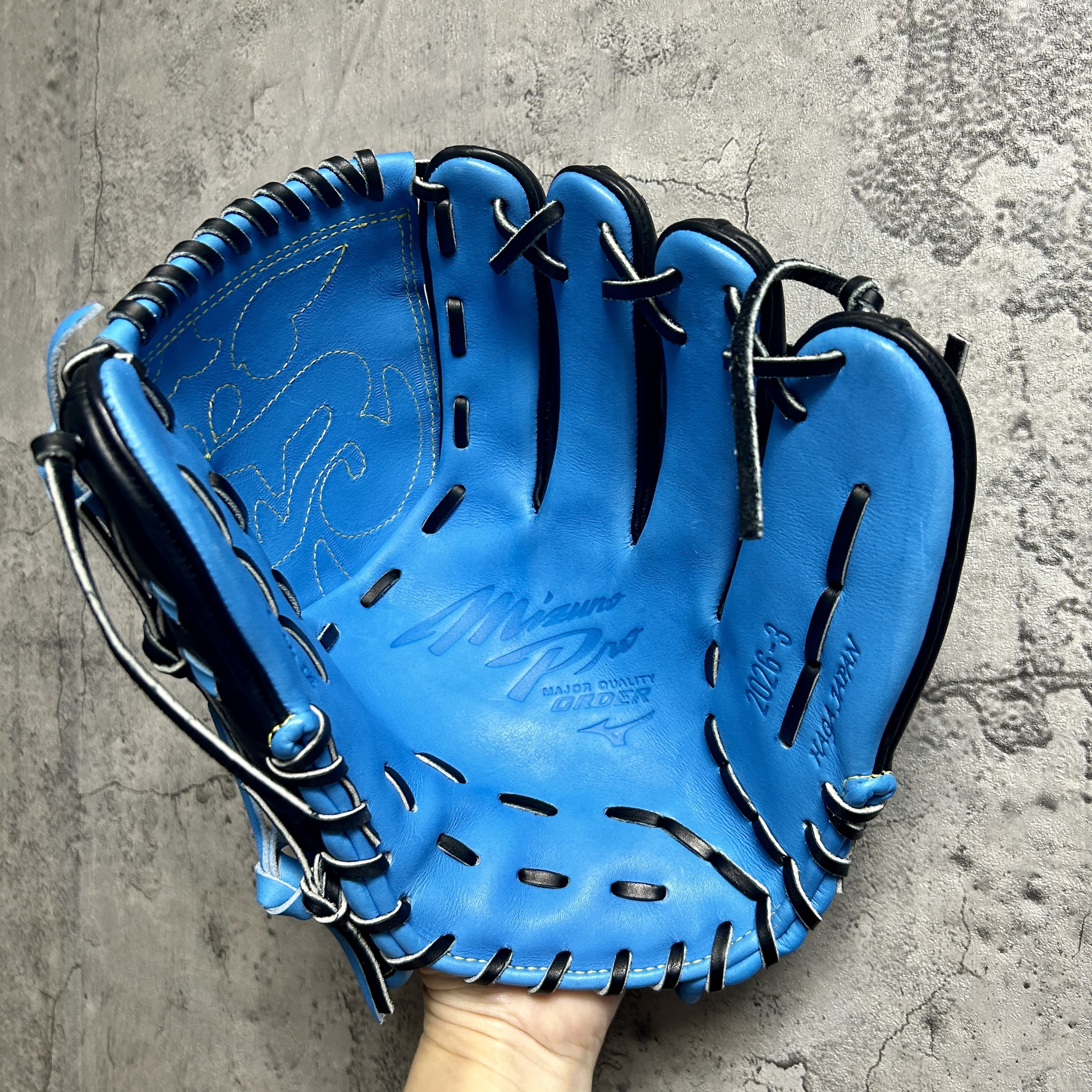 【照片分享】MIZUNO mizuno pro 硬式投手 1AJGR84150 宮城⼤弥(オリックス)モデル投⼿型①
