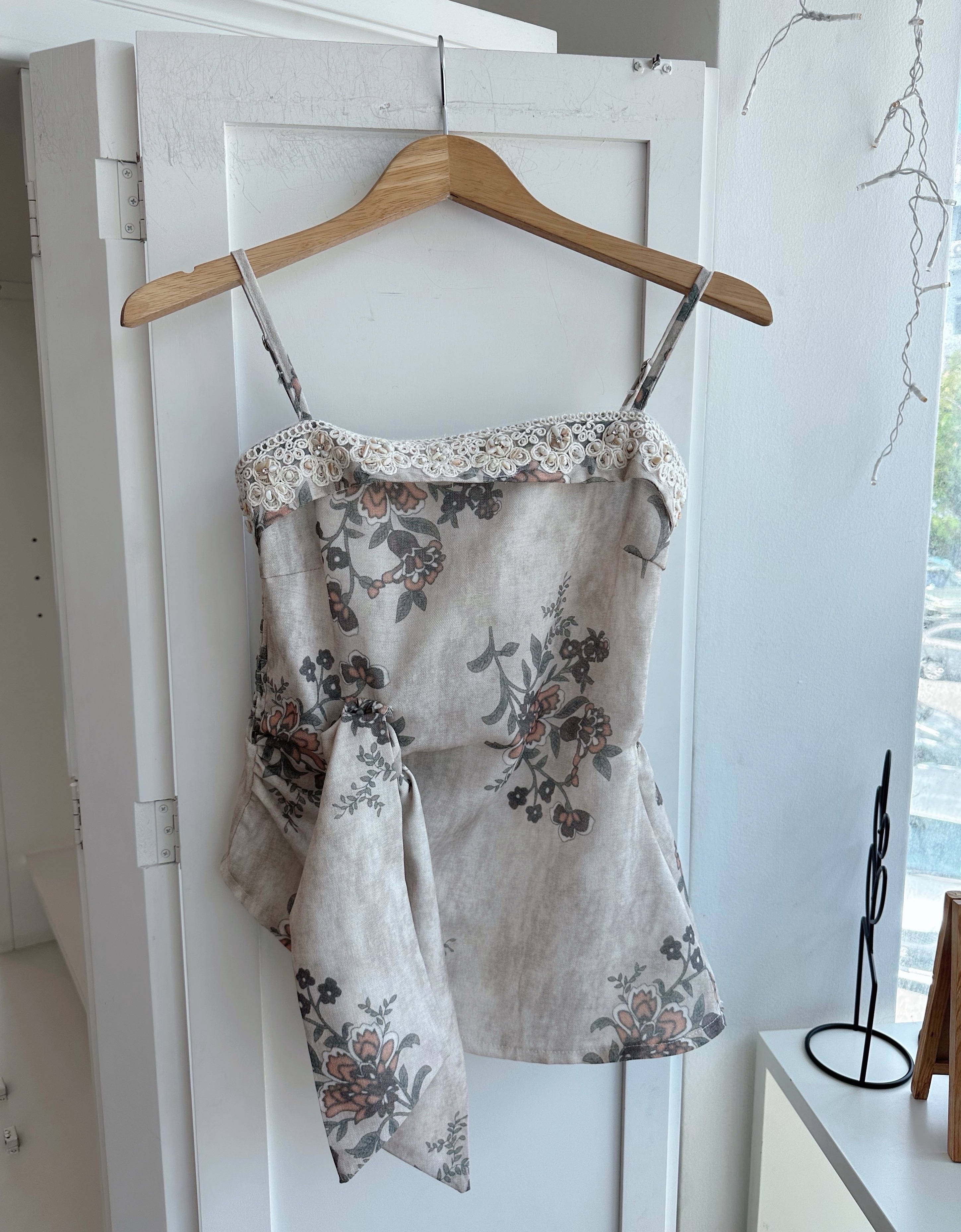 STRAP FLORAL TUBE TOP WITH COTTON LACE DETAILS