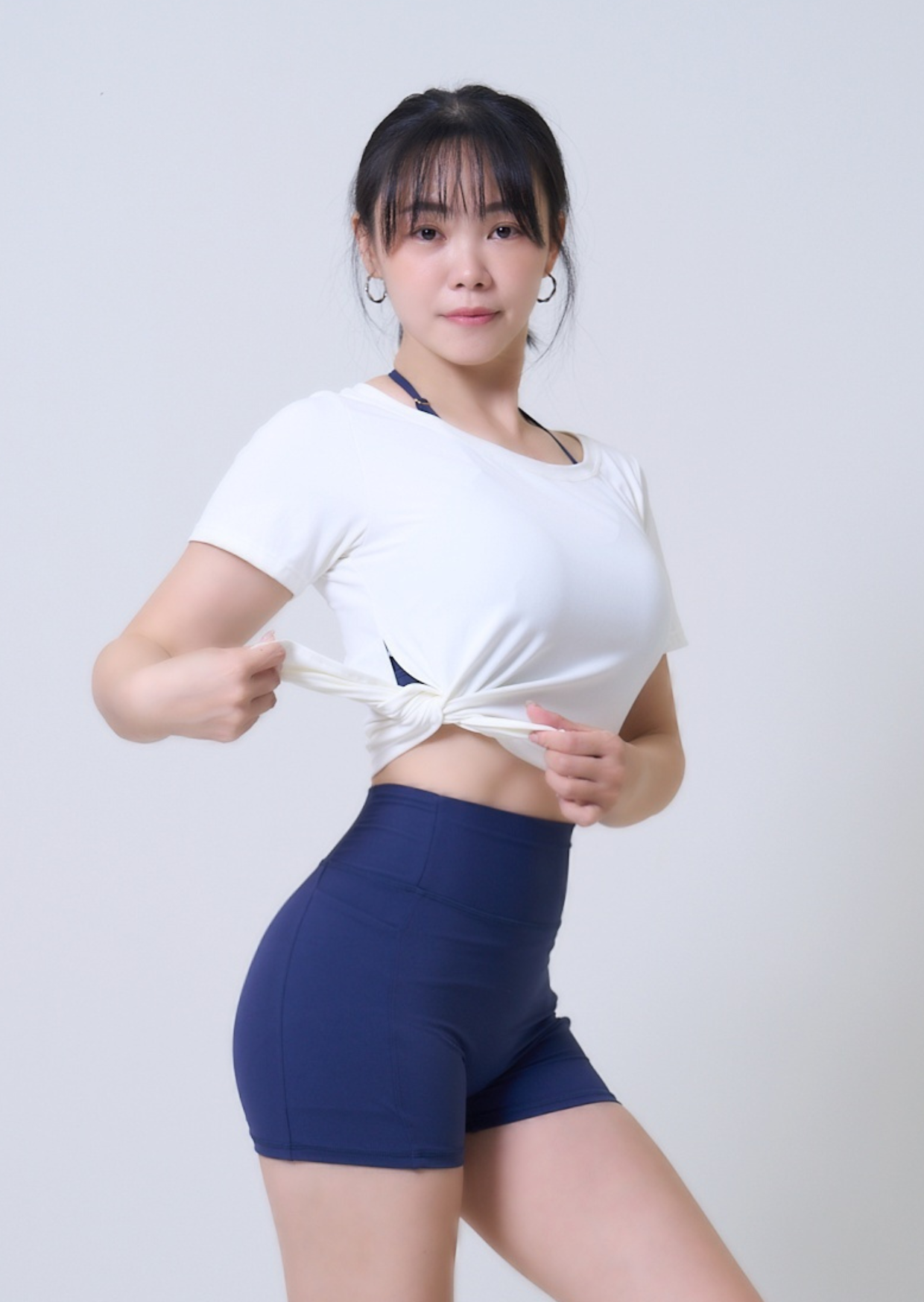 Side Flow斜垂收腰上衣-象牙白