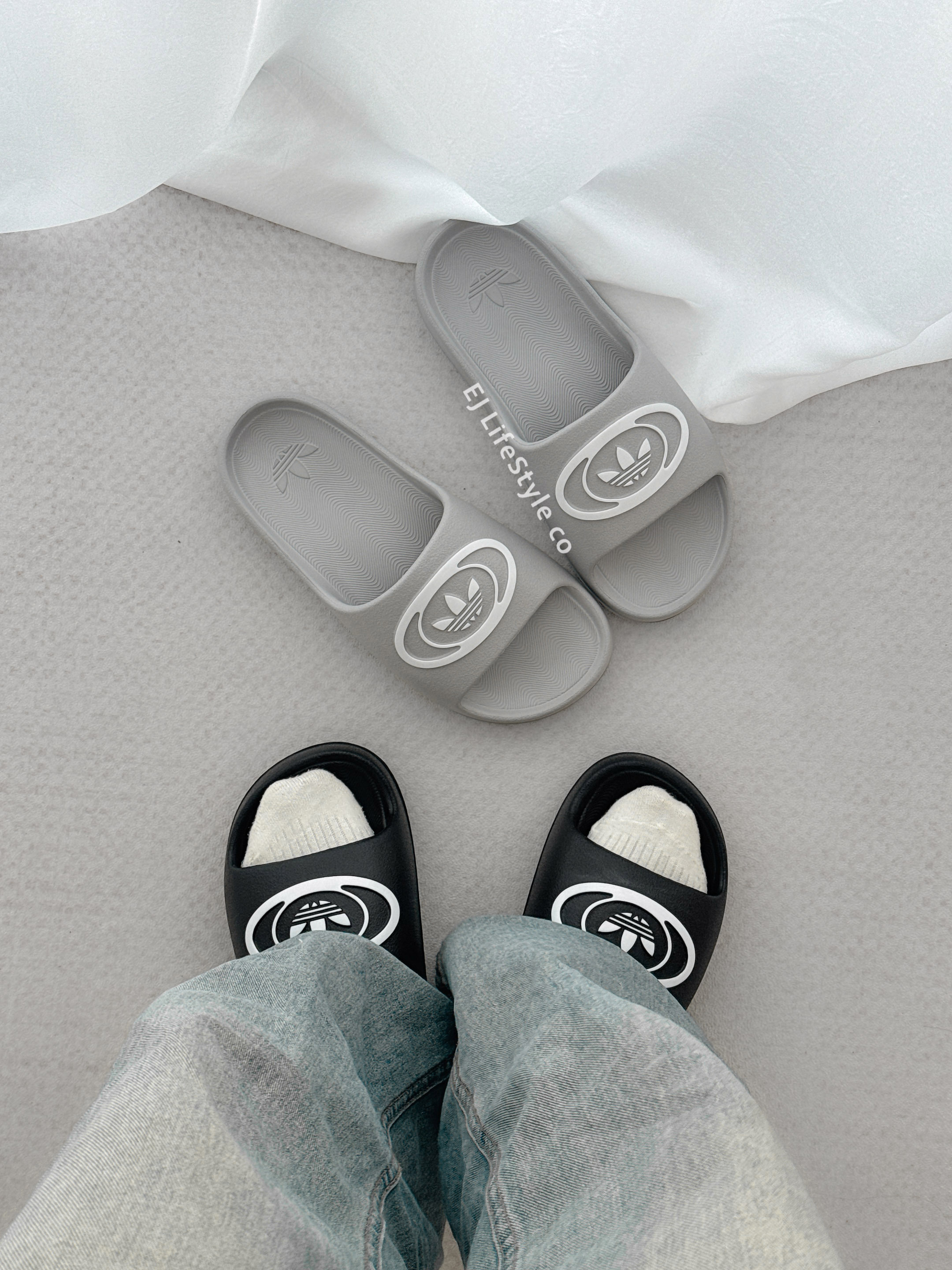 ADIDAS ADILETTE 00s SLIDE 三葉草 圓標 拖鞋 防水拖 海灘拖 男鞋 黑白 KK3578 灰白 KK3579 / 調貨