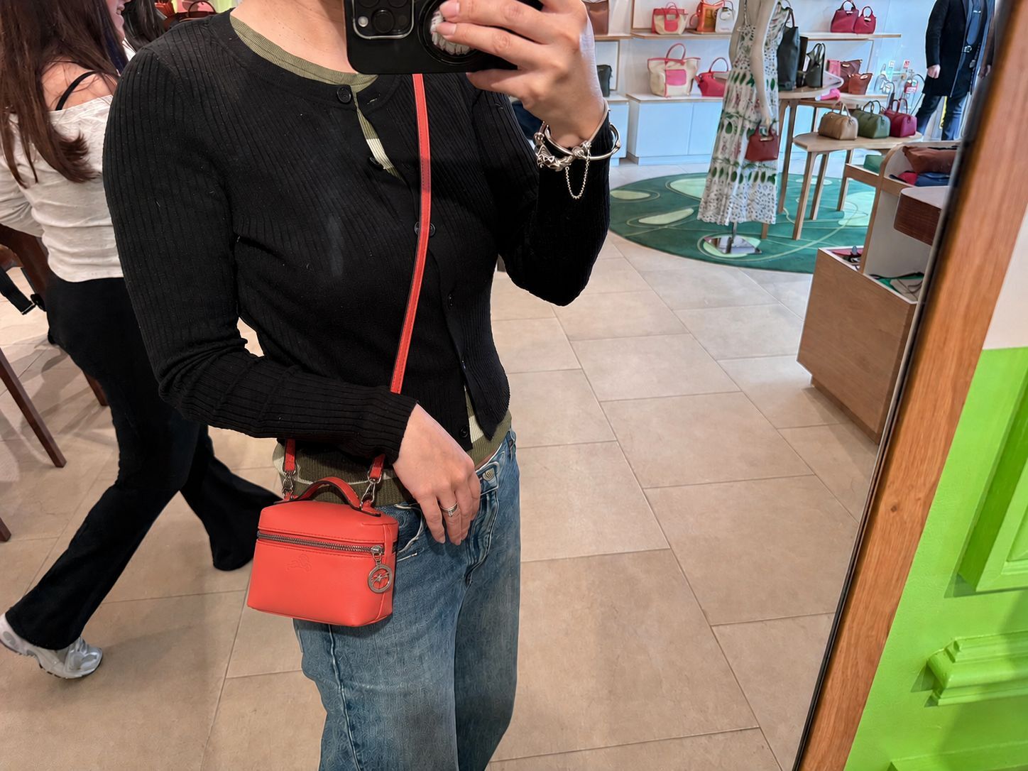 LYS01798 Longchamp 奔馬Logo小方包珊瑚紅色