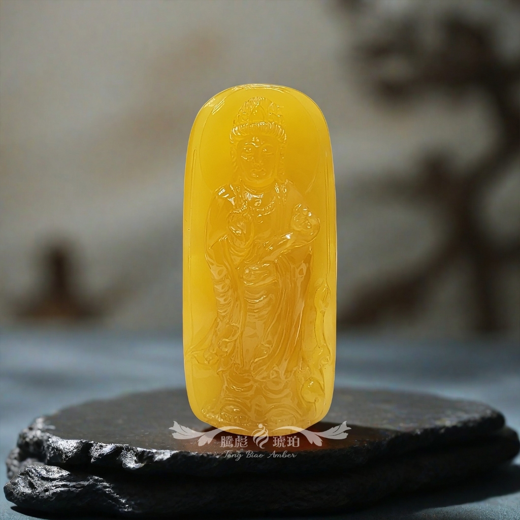 【騰彪琥珀】天然金絞雞油黃飄花蜜蠟觀音掛牌 開臉細緻慈悲莊嚴 正規掛件 附公司保證卡 可代送鑑定 守護平安 質感收藏