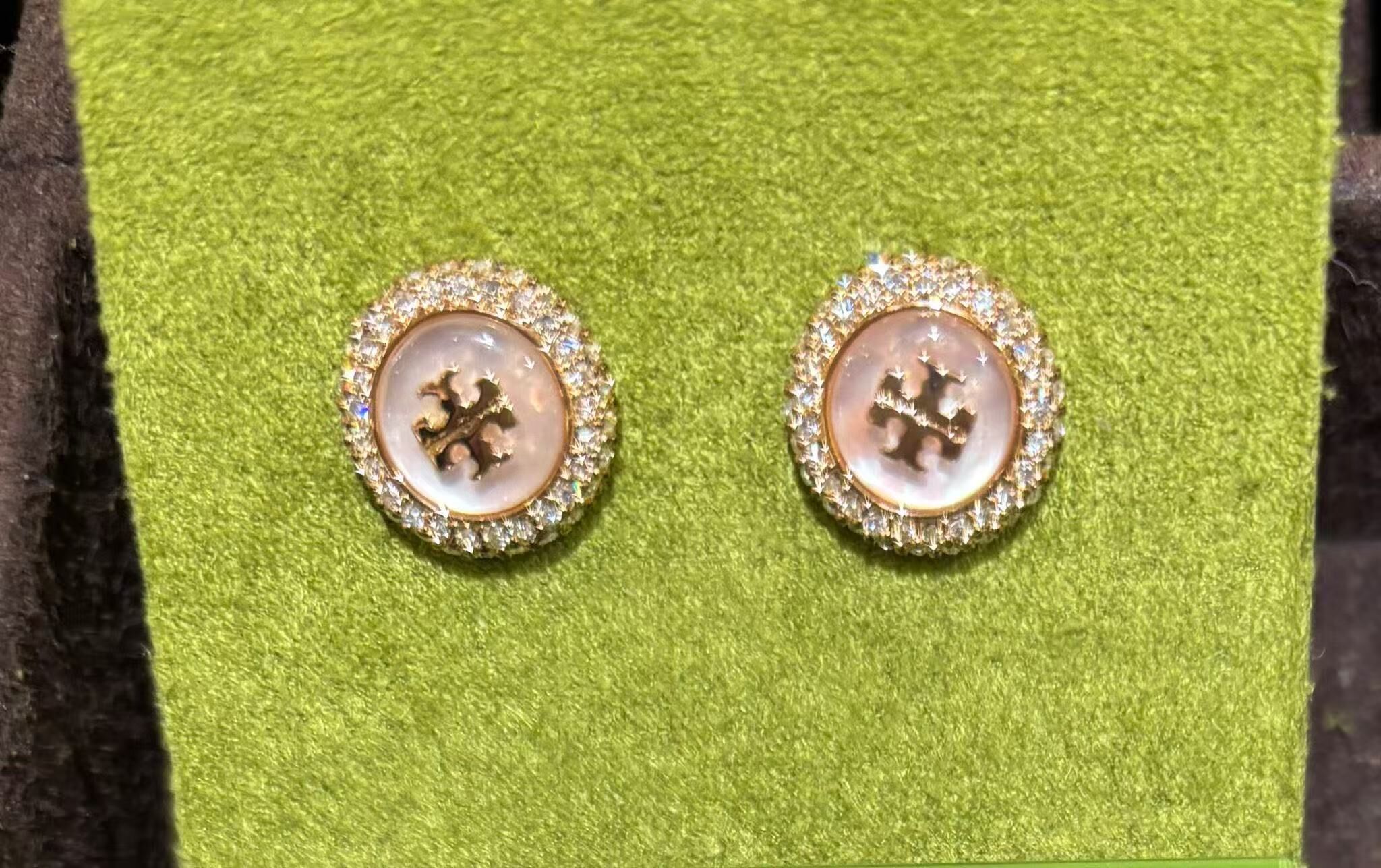 【預購】Tory Burch H052237 Mother of Pearl耳環