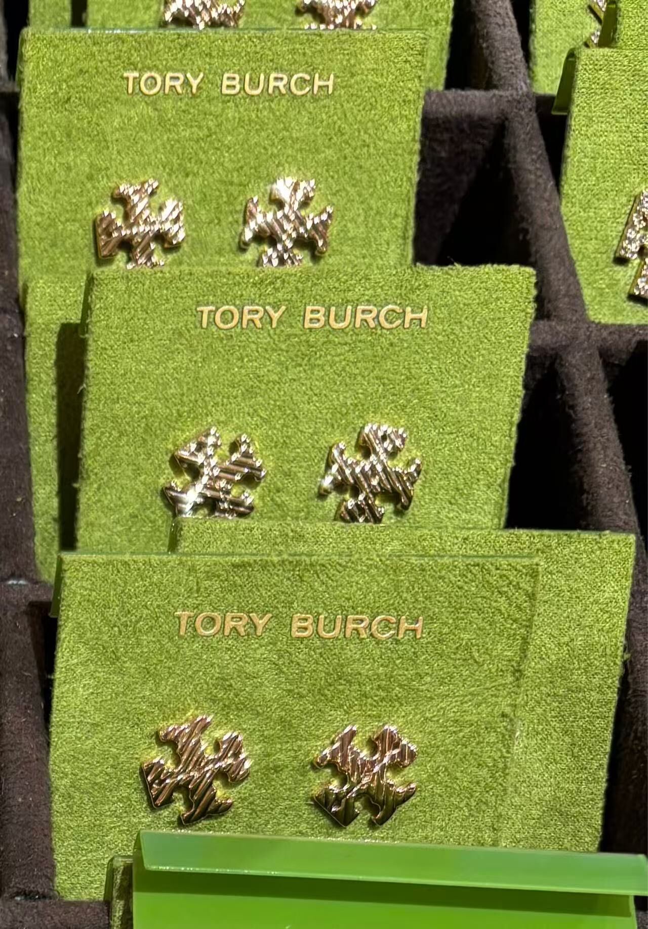 【預購】Tory Burch H052240 紋理繩結logo耳環