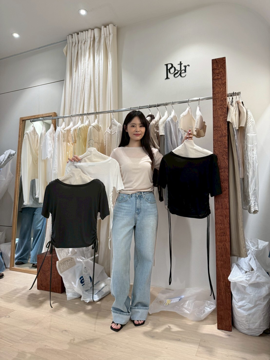 PS6207 兩側蝴蝶抓皺綁帶露肩上衣