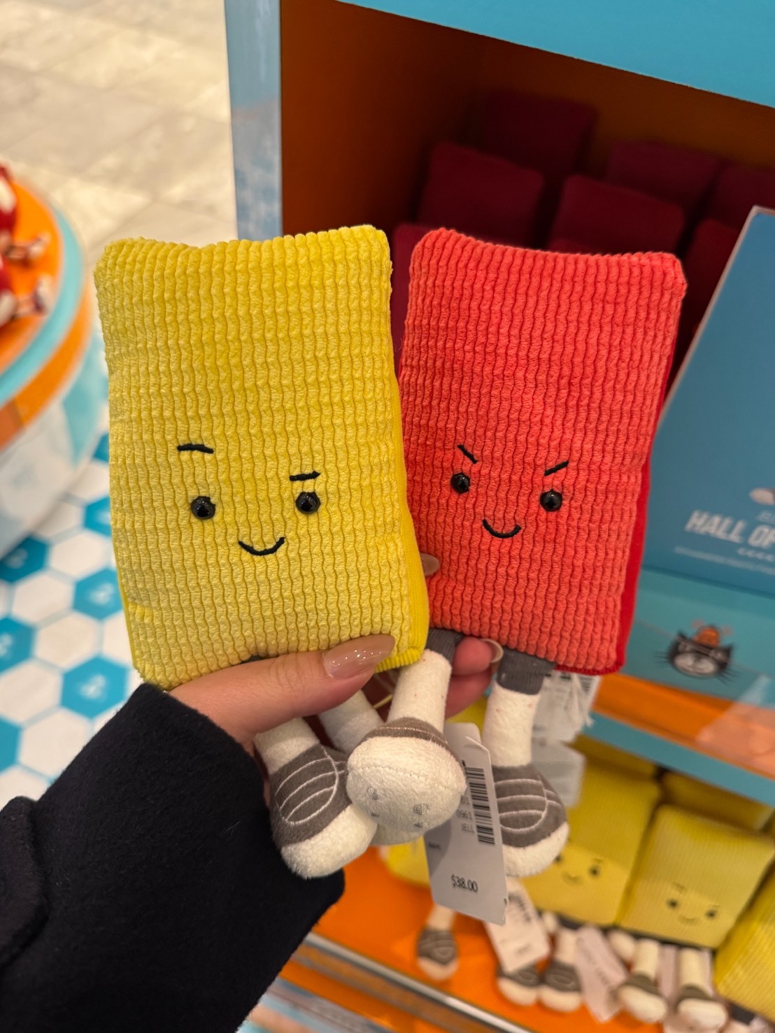 JELLYCAT 世界盃足球系列 足球 吊飾 娃娃玩偶 毛絨公仔