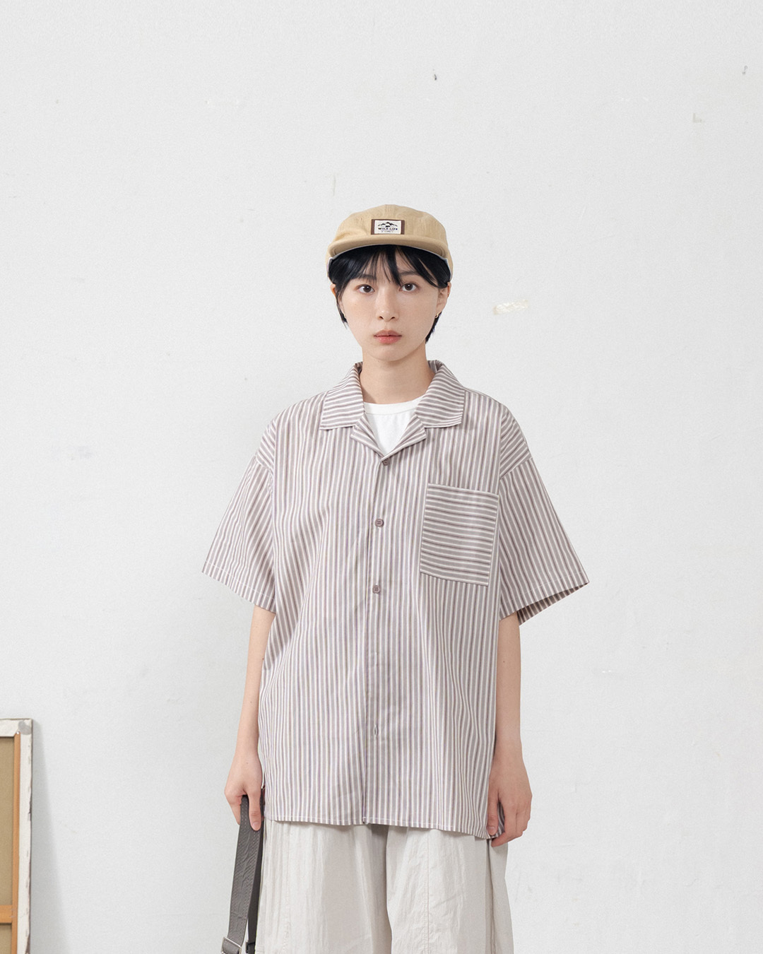 Single-pocket striped Cuban collar shirt, available in two colors. 1/2【01025772】in stock+pre-order