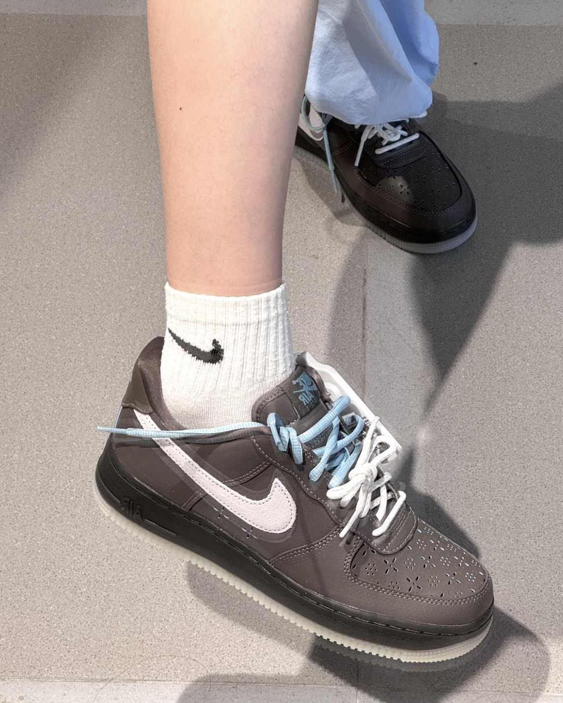 【預購】NIKE W AIR FORCE 1 LV8 FMME 巧克力 IR5690256