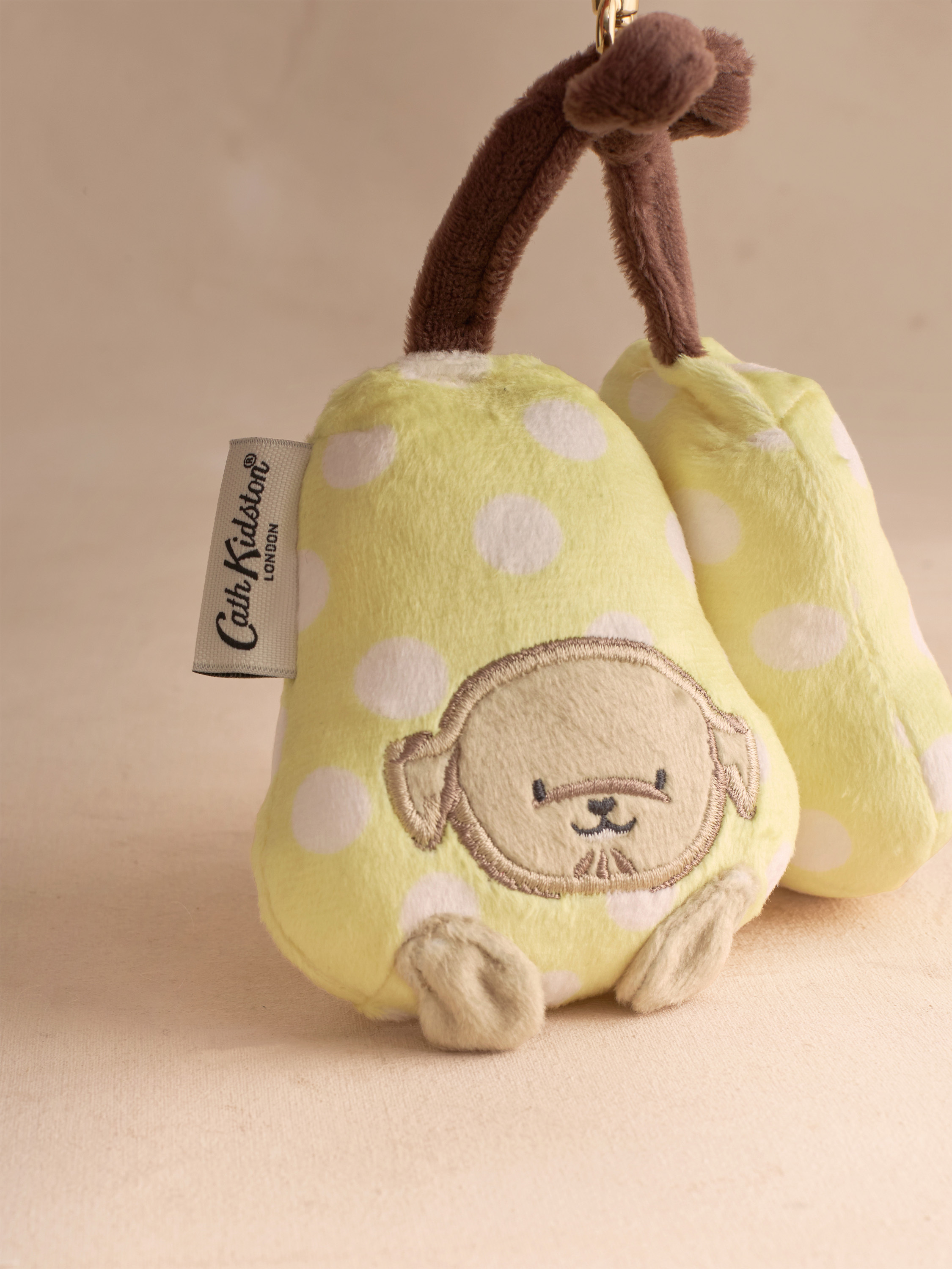 Green Pear Dog 好事成雙梨子狗狗絨毛吊飾