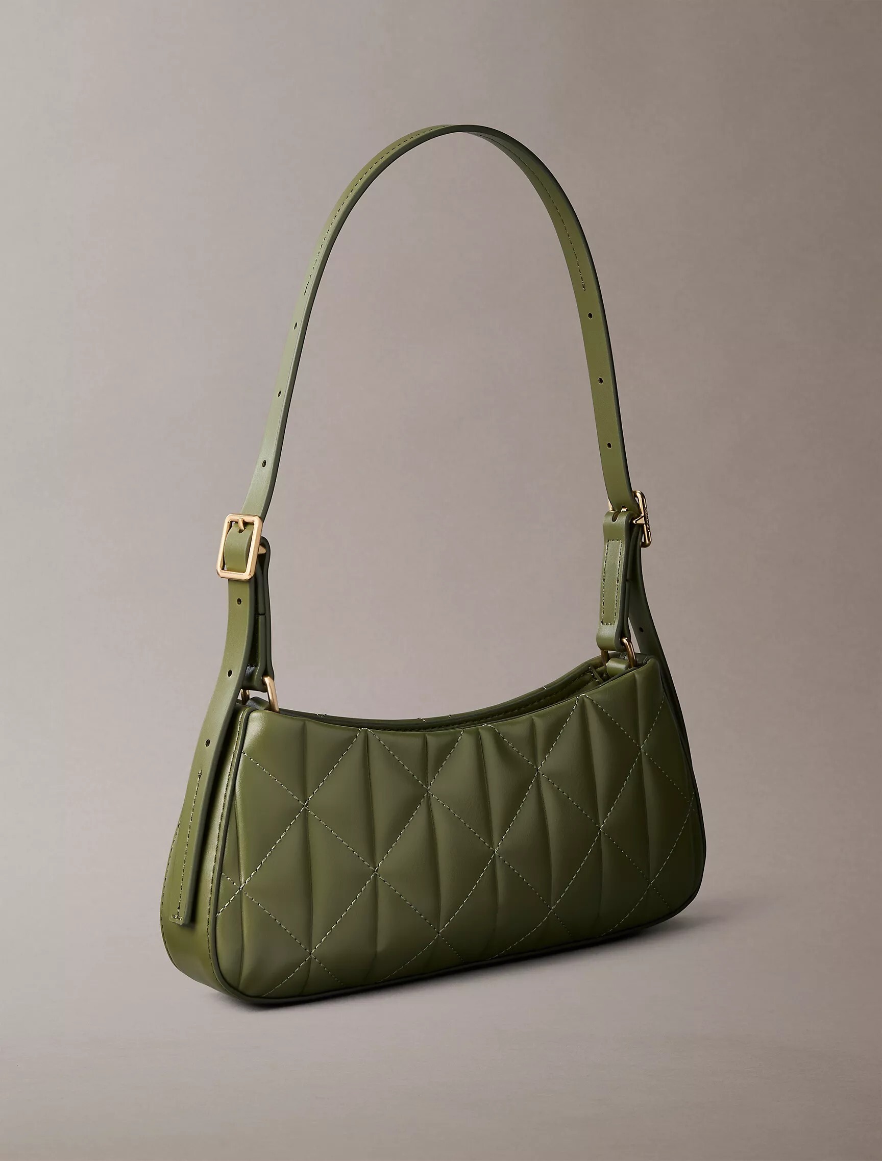 【預購】CALVIN KLEIN 新版LOGO 菱格紋手提包 2色 4F37247