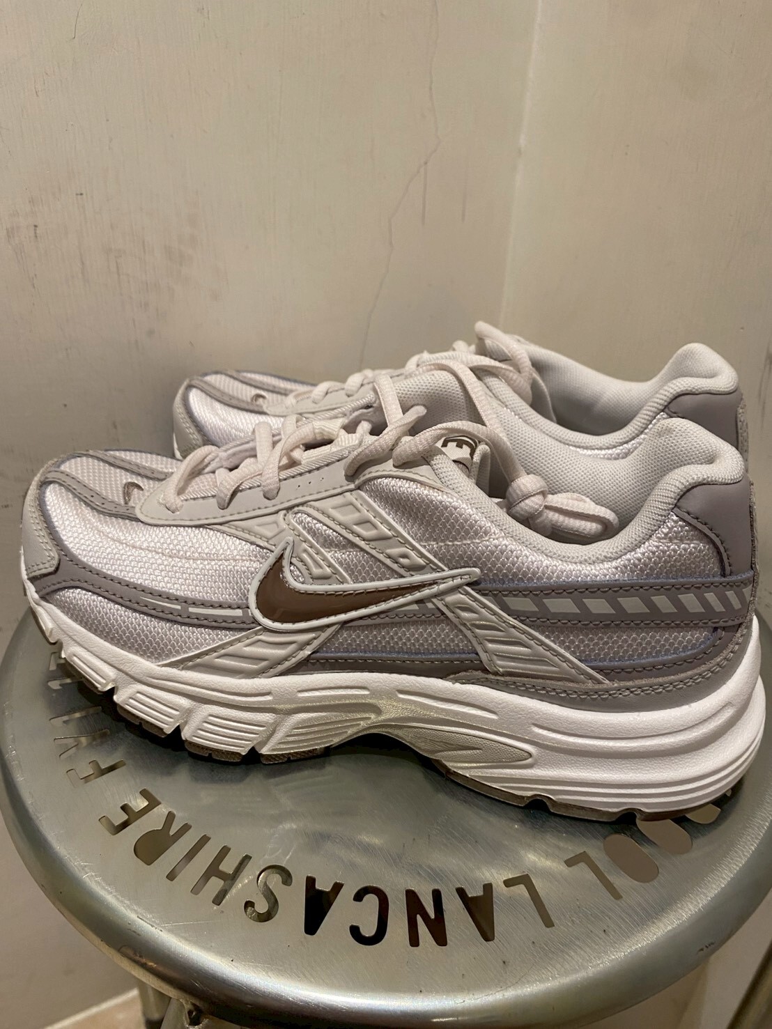 Nike Initiator 奶茶 復古鞋 老爹鞋  IB4339-001