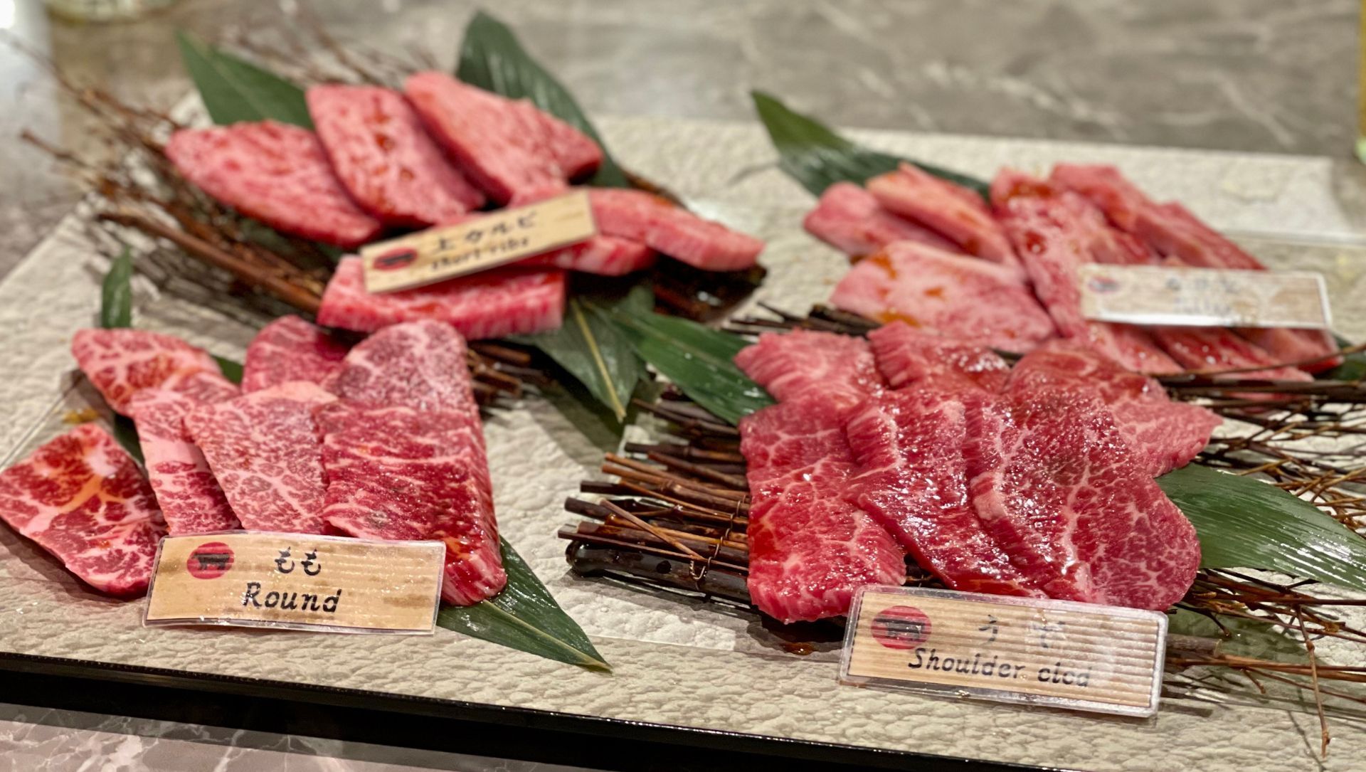 潛水後必吃的正宗石垣牛燒肉,油脂豐厚是補充體力的頂級美食