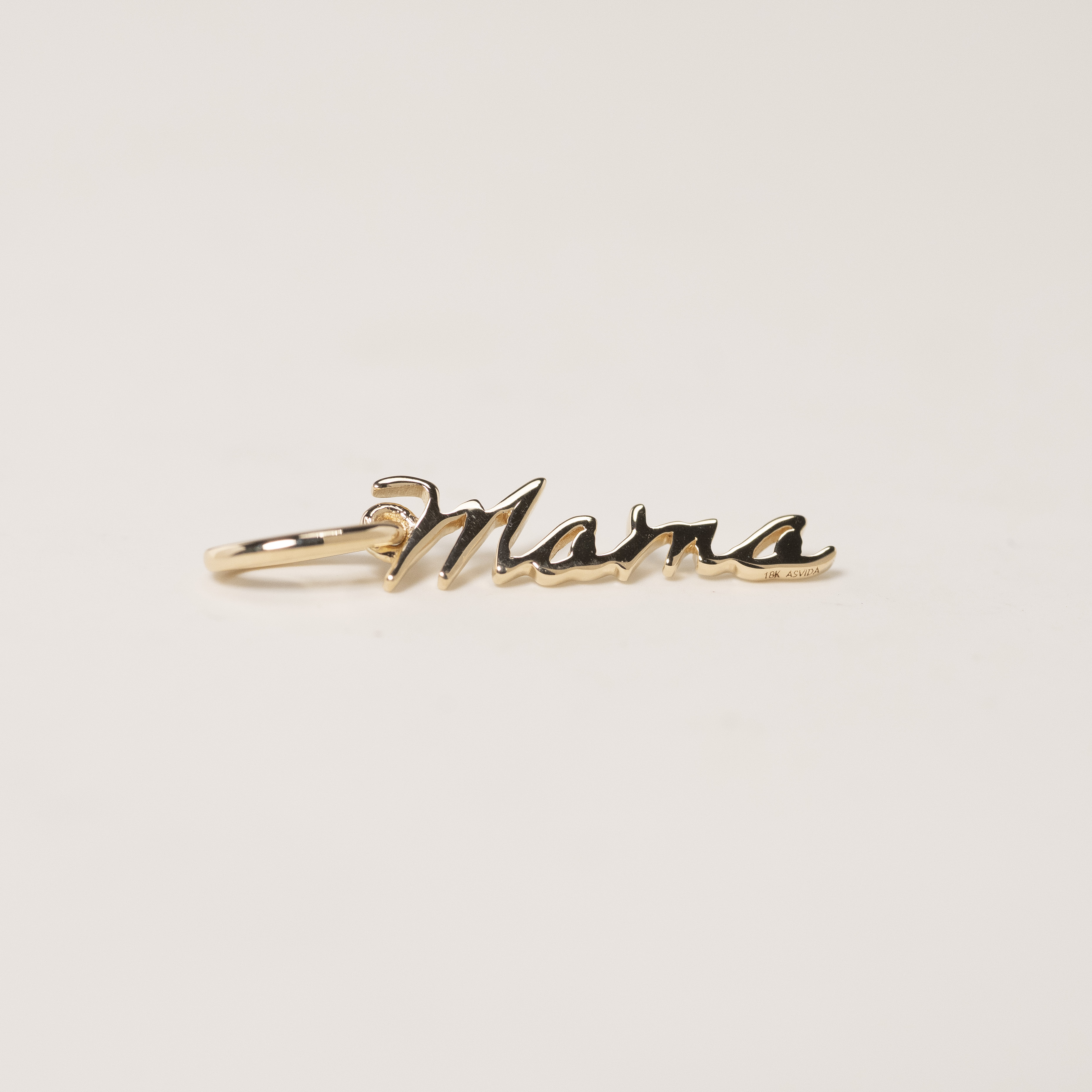 18K "Mama" Charm