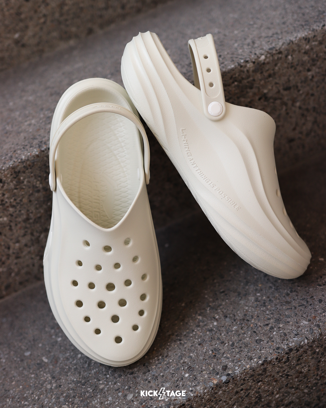 （海外連線代購）男女鞋 李寧 LI-NING SODA SANDALS 奶油白 防水 洞洞鞋 拖鞋 涼鞋【AGUW005-1】