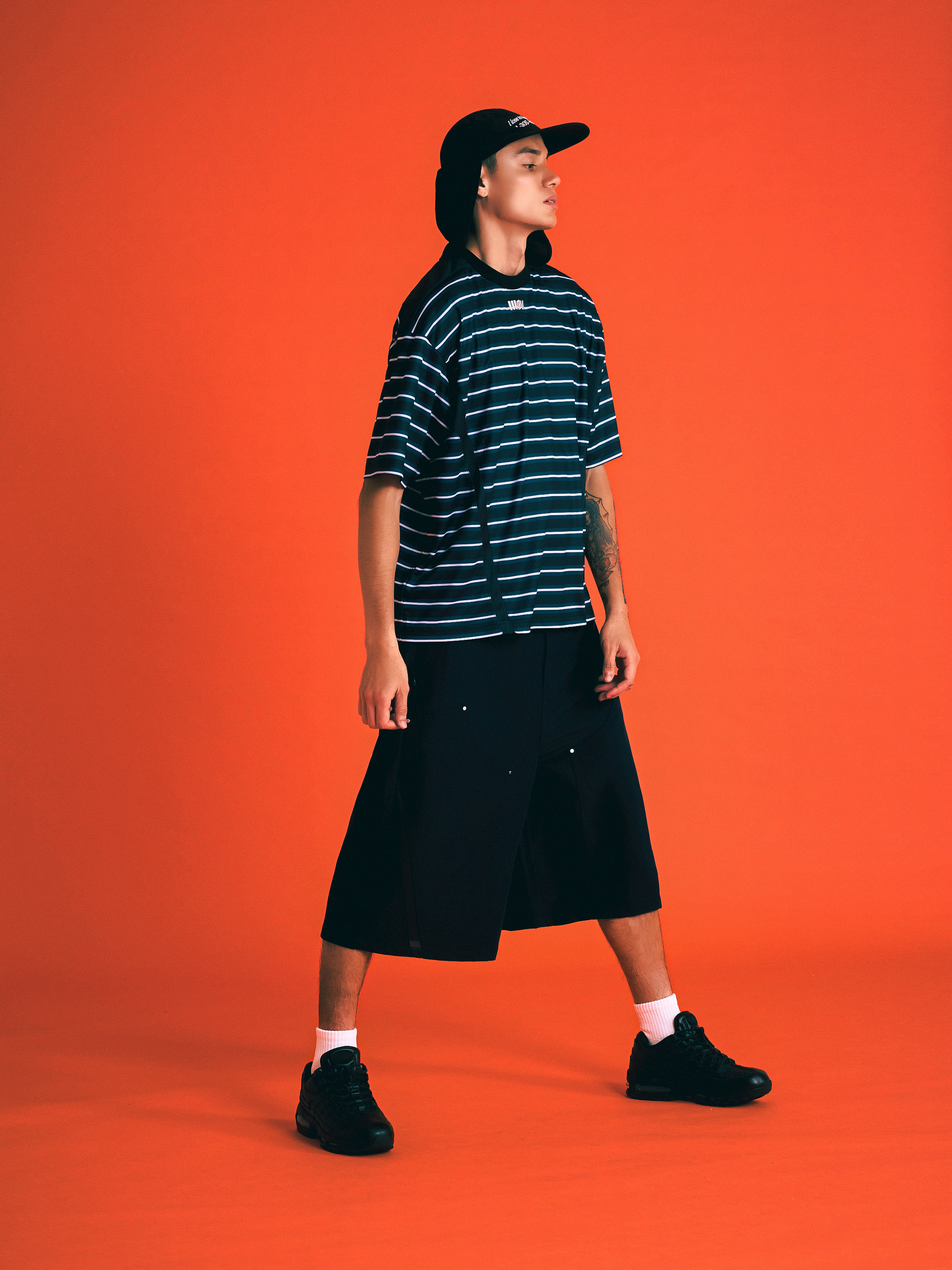 Wall of Sound - 2:09/“ANA” Stripe Lab-Jersey Tee - Black