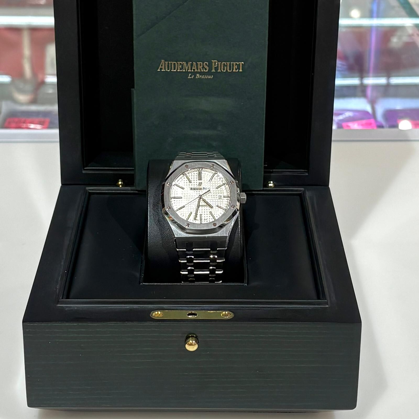 DISPLAY!!!AUDEMARS PIGUET 41MM ROYAL OAK 白面 15400ST  #愛彼皇家橡樹 #香榭站正品