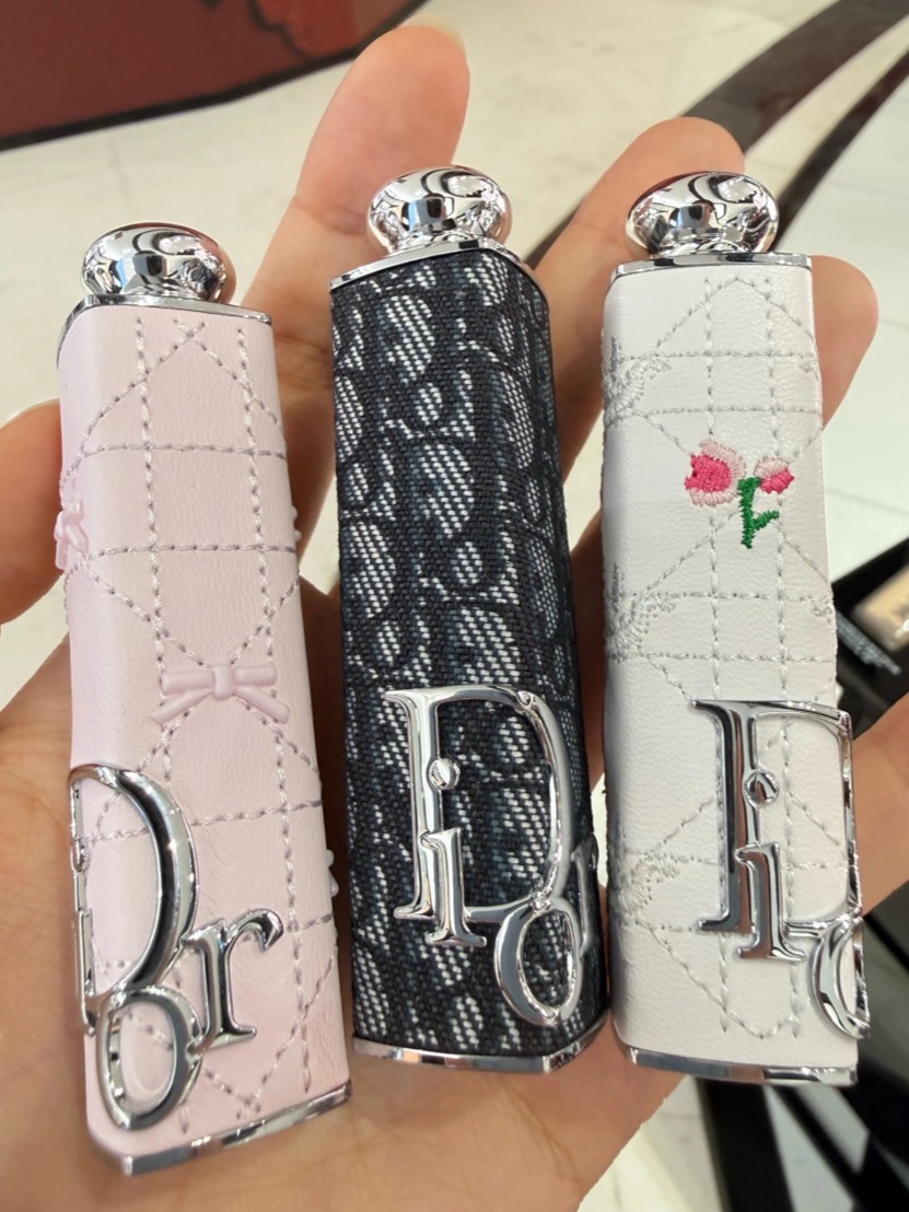 網美必備 Dior限定外殼